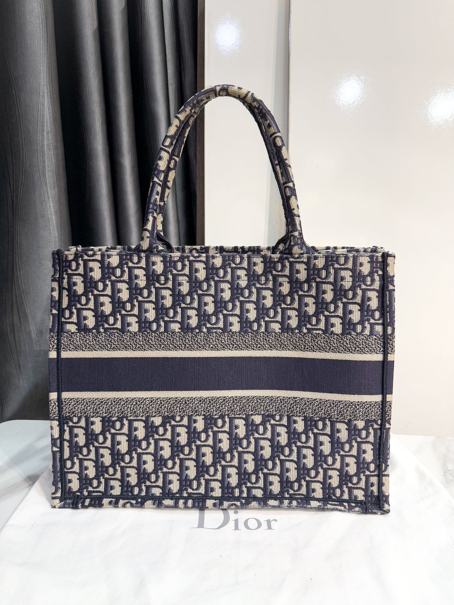 Book Tote Dior Size M