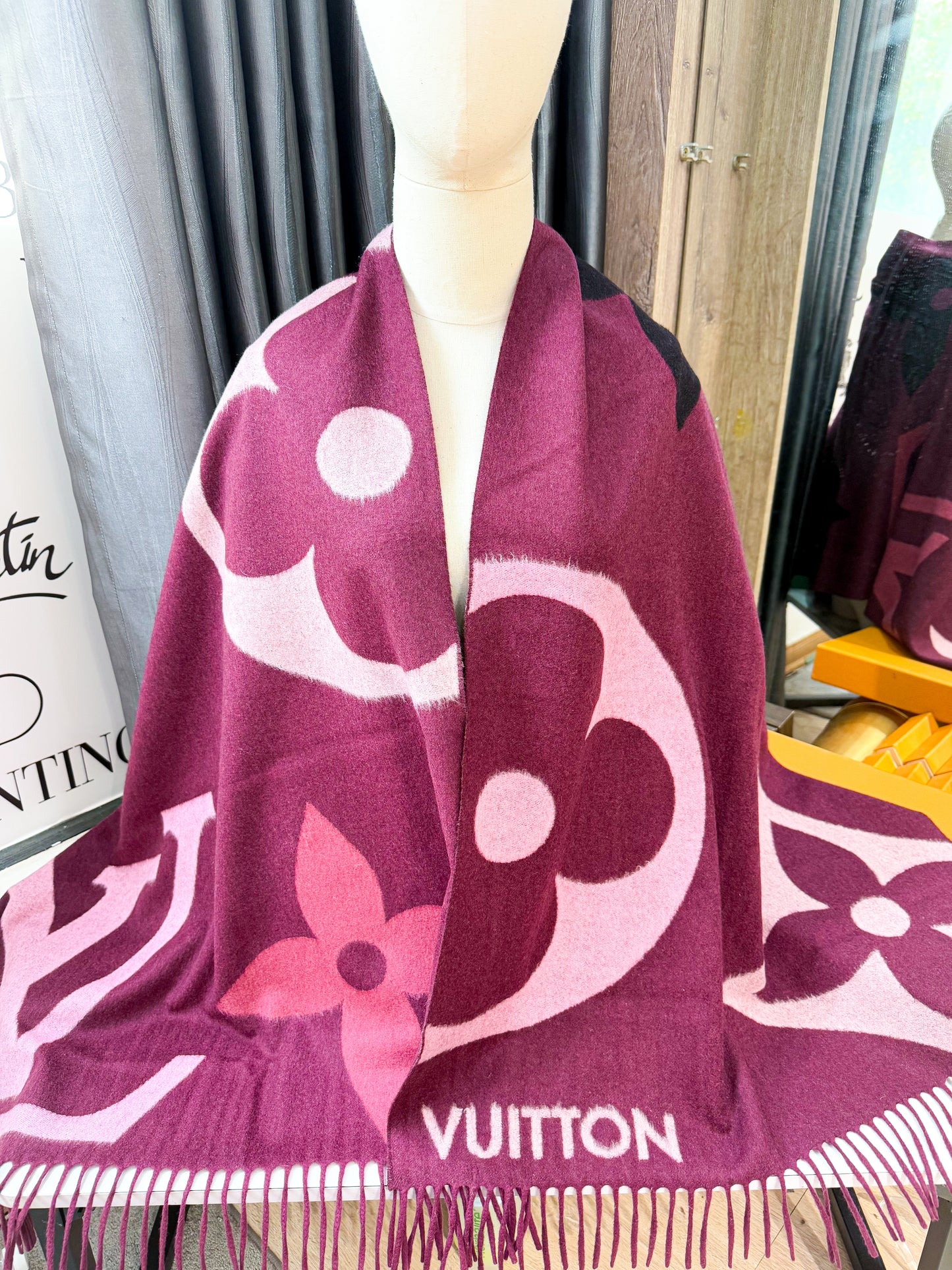 Khăn Choàng LV Cashmere 14/5