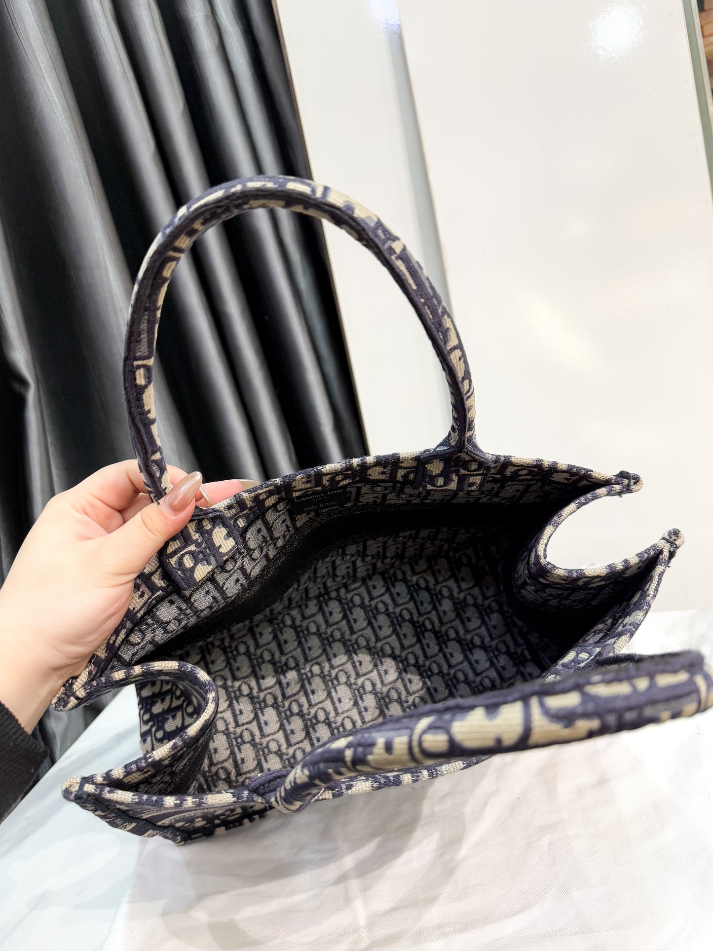 Book Tote Dior Size M