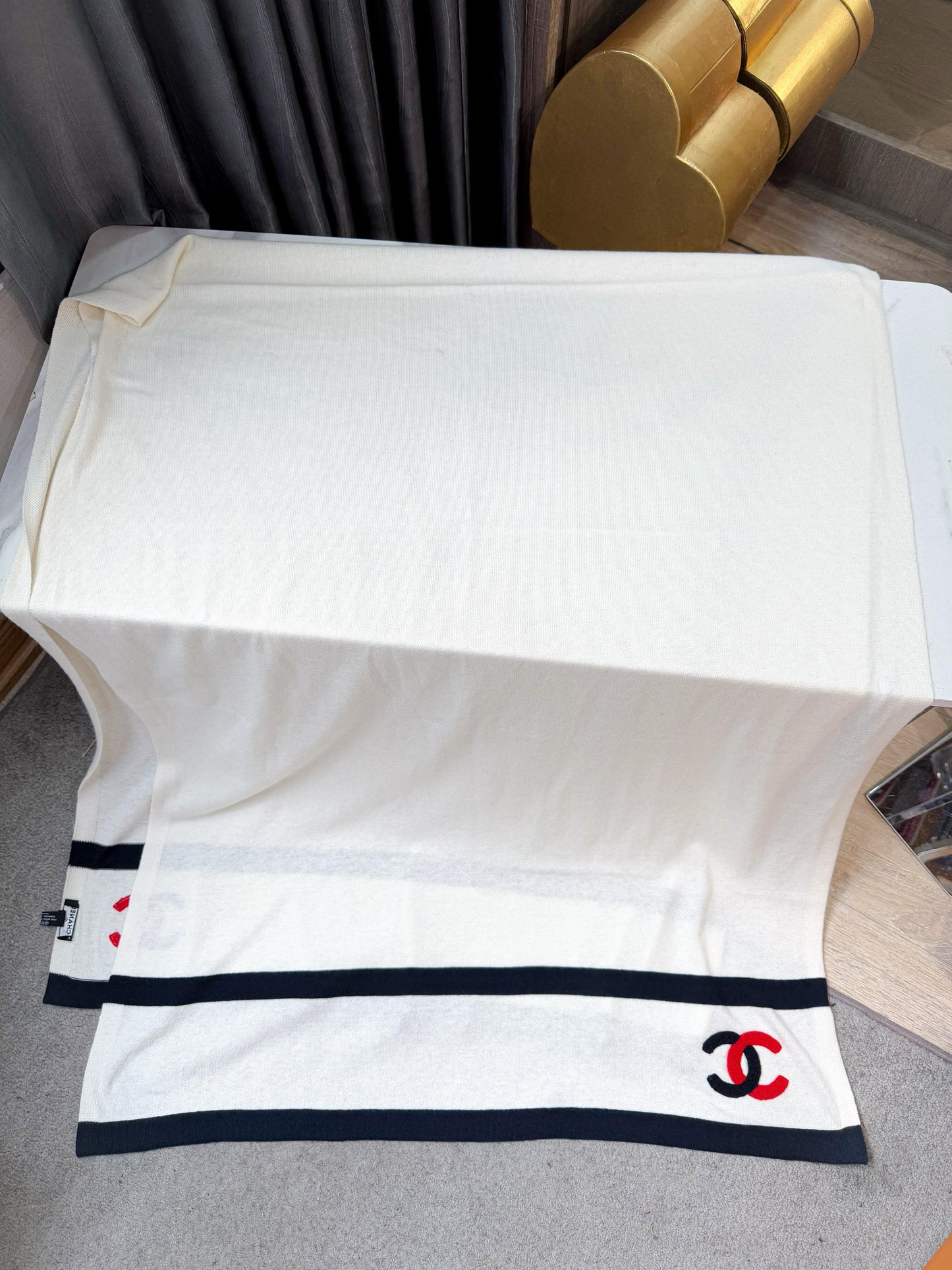 Khăn Choàng Chanel 26/2