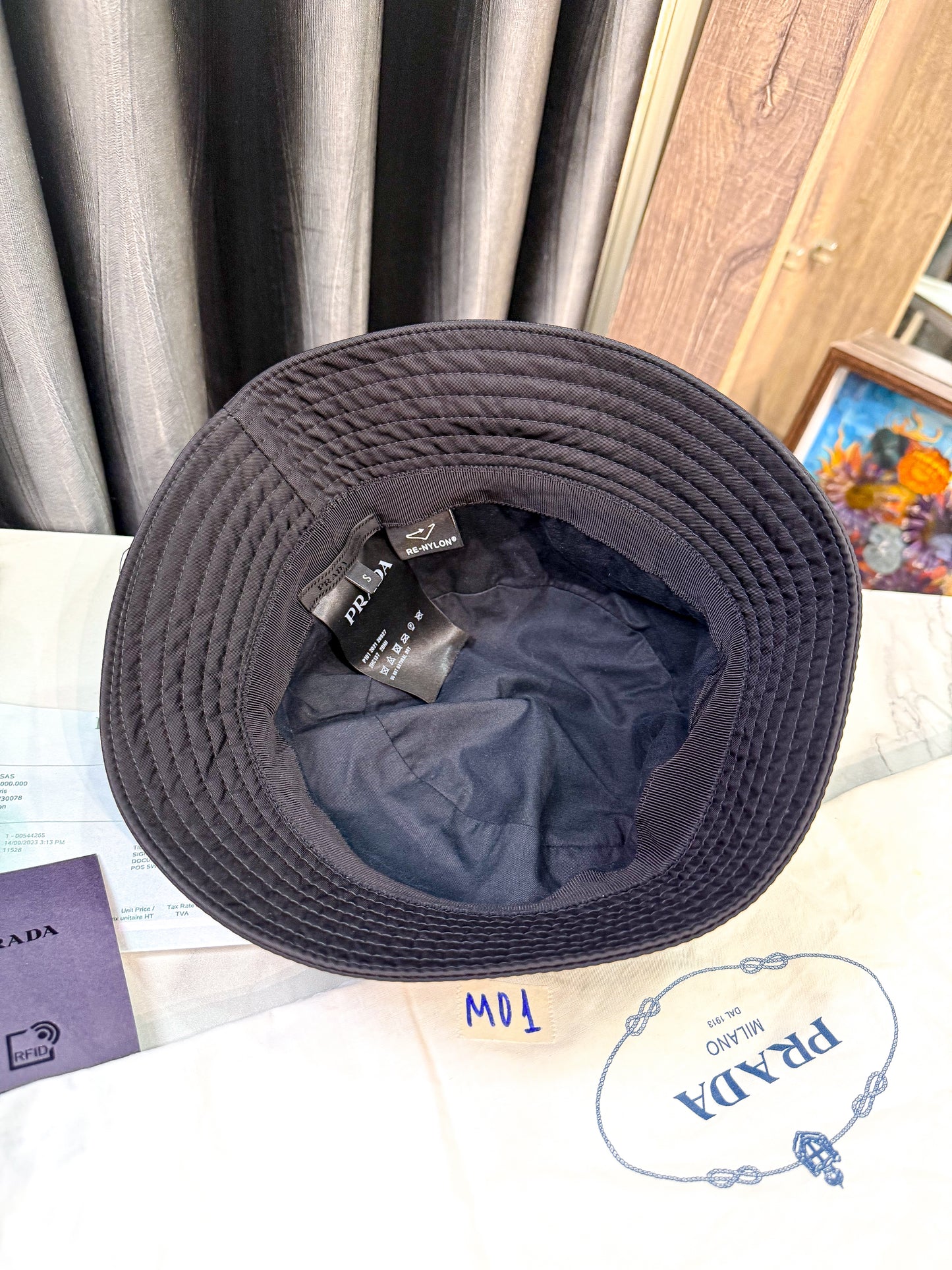 Mũ Bucket Prada Nilon New Size S