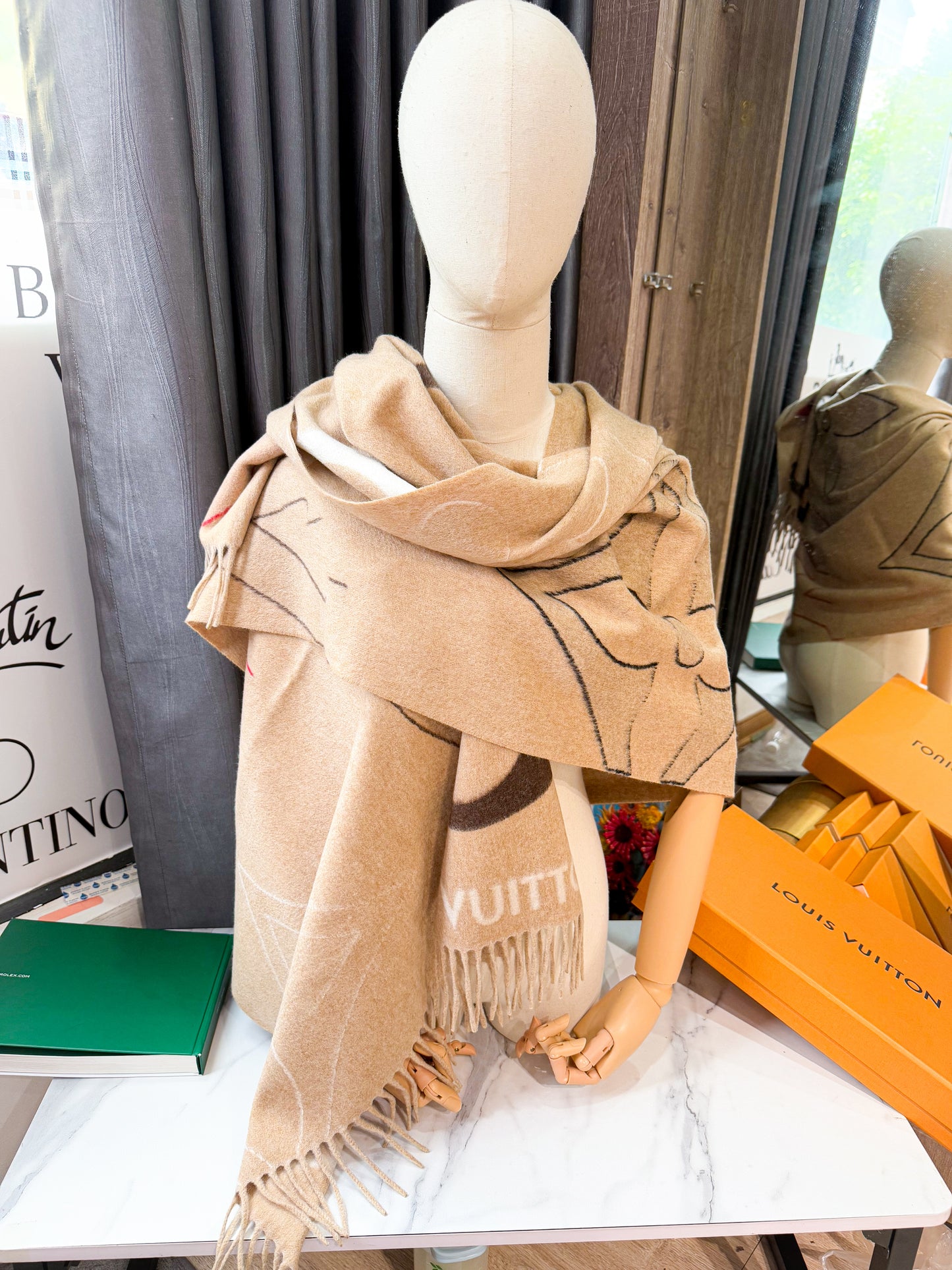 Khăn Choàng LV Cashmere Begie 14/5