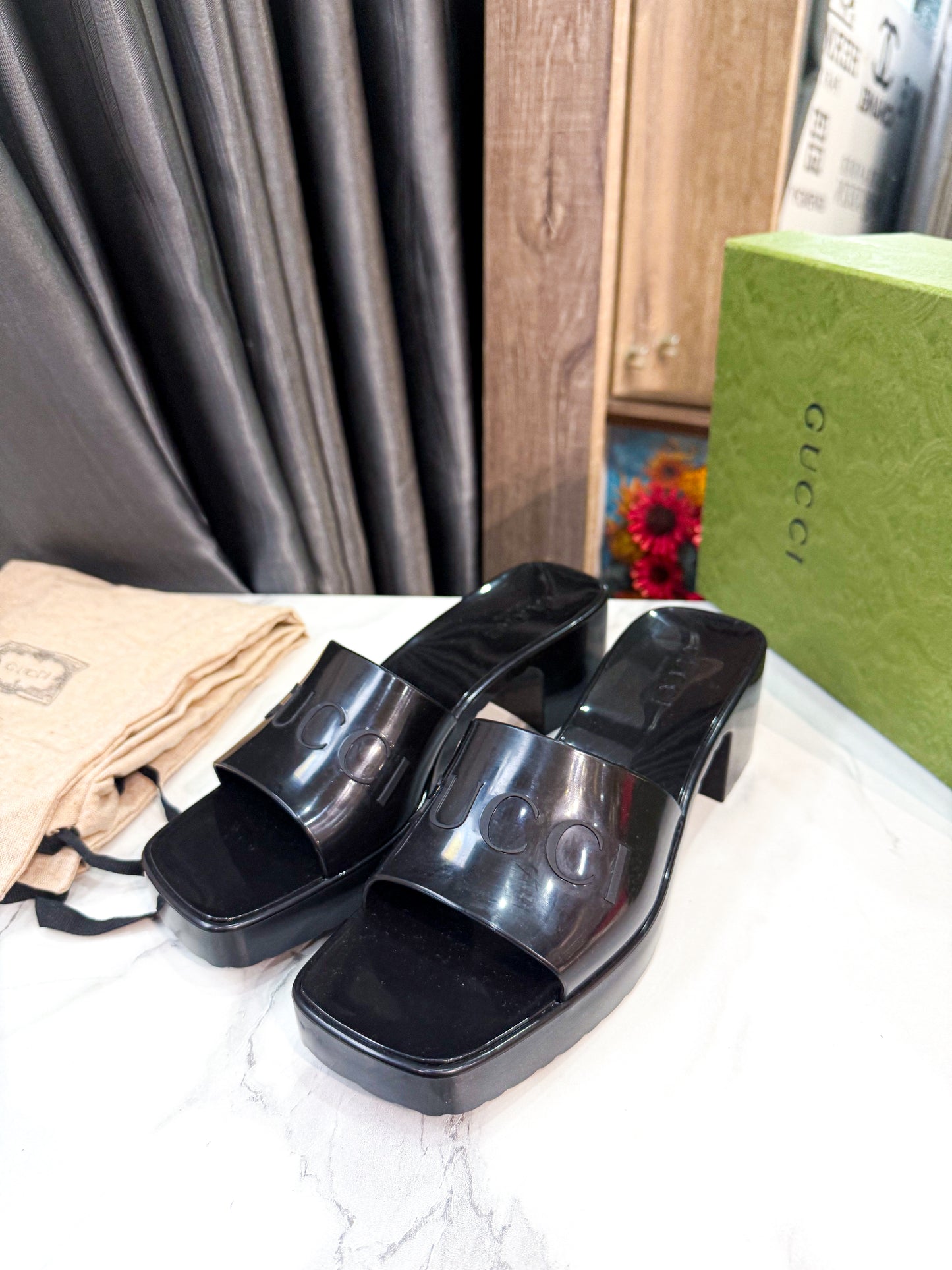 Dép Gucci Nhựa New Size 38