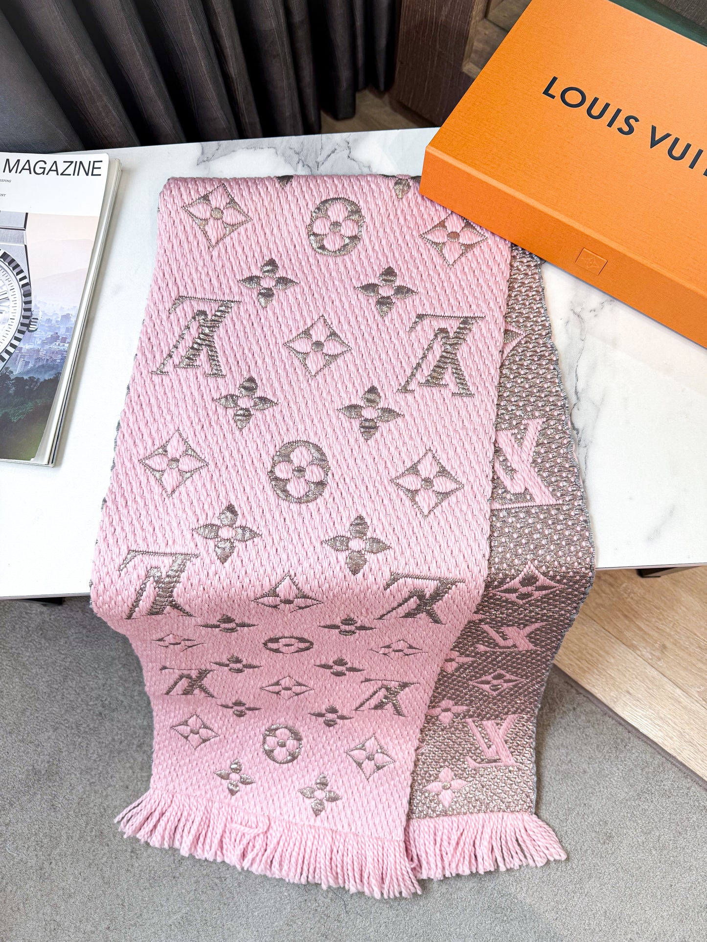 Khăn LV Len Ánh Kim Hồng KH102 8/1