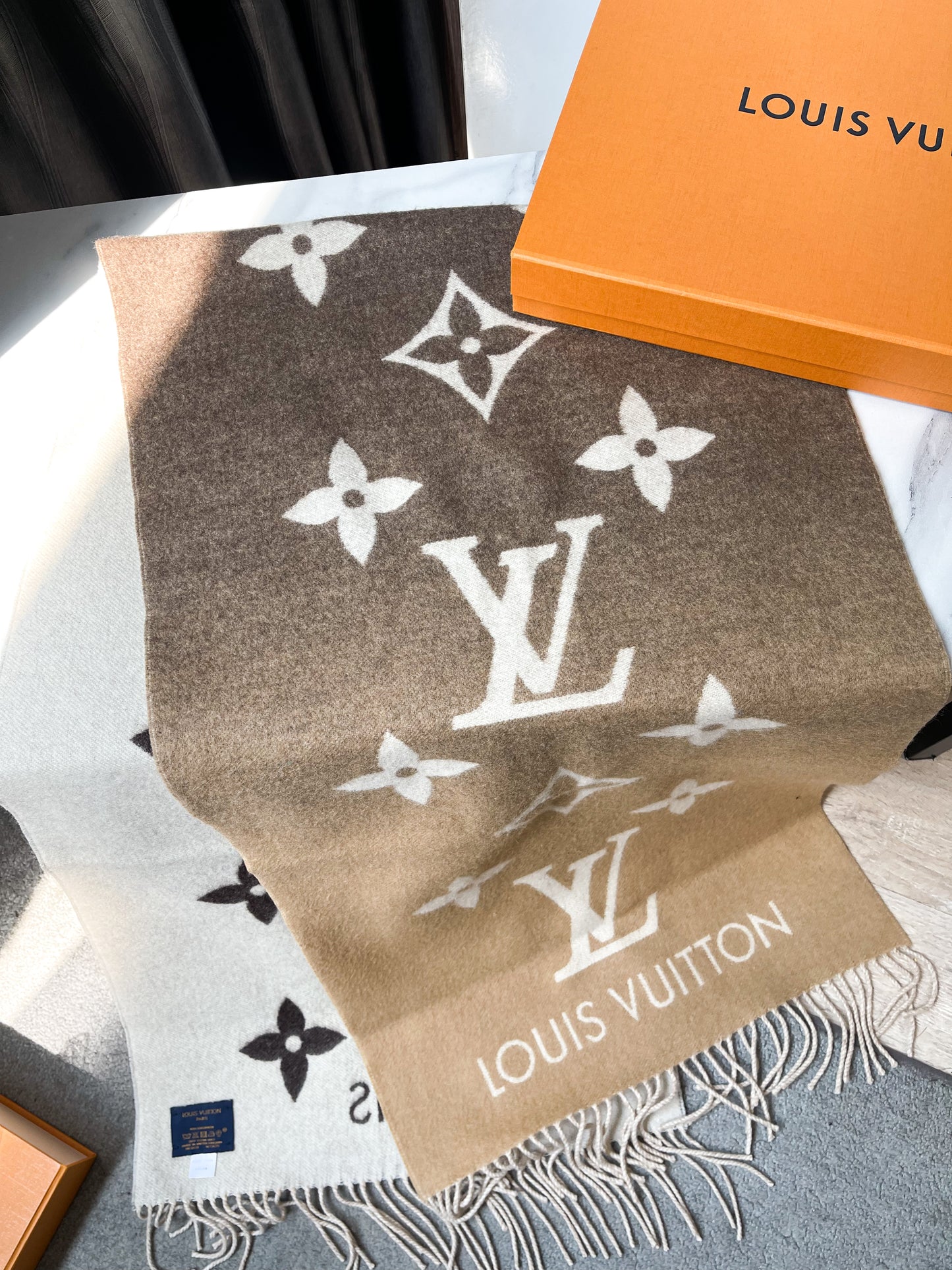 Khăn LV Cashmere Omber