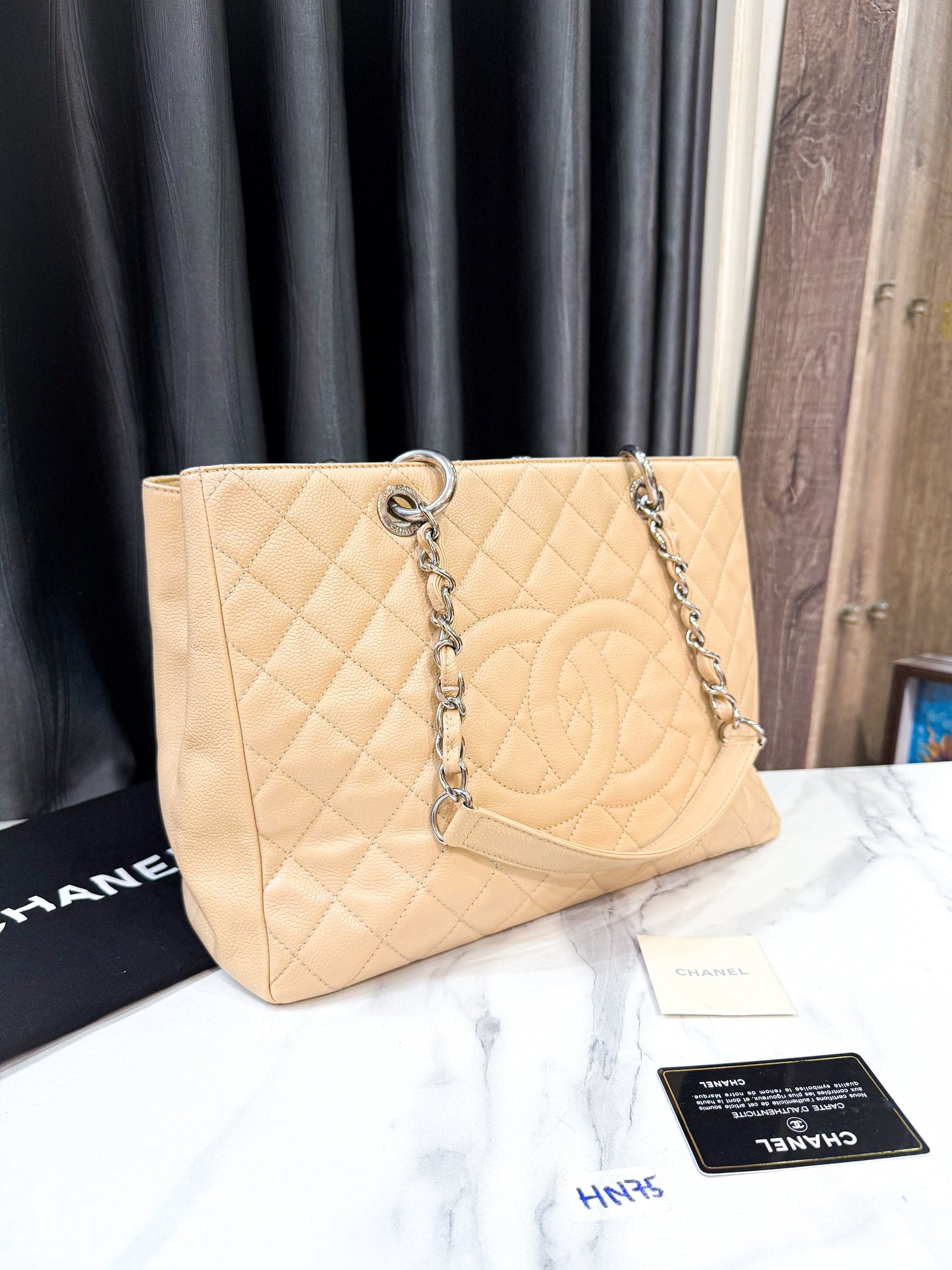 A A Chanel GST Caviar Begie