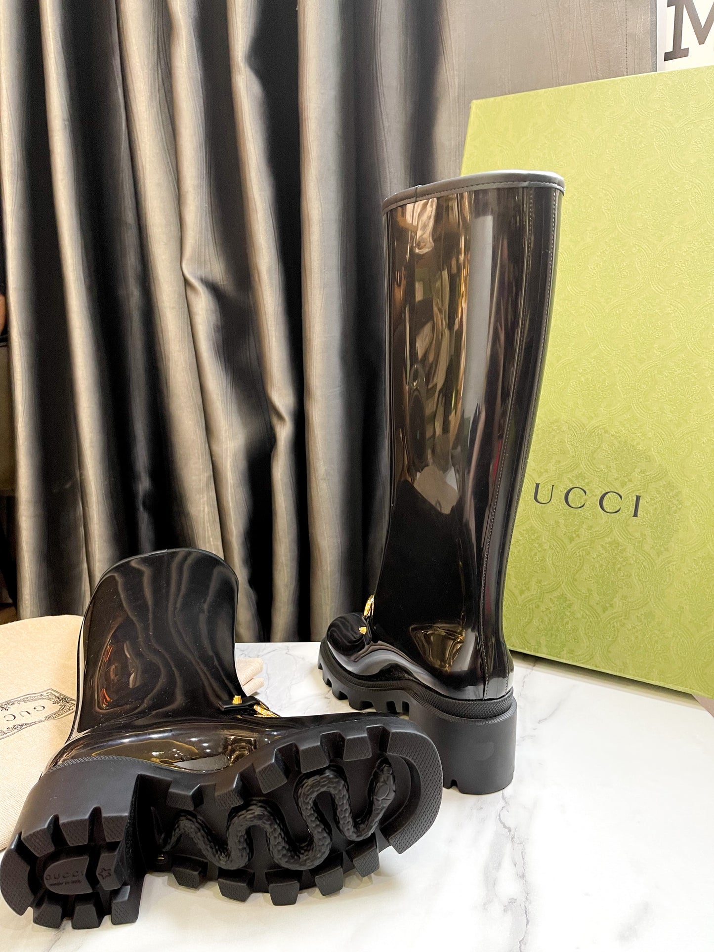 Gucci Boot Nhựa Cao Cổ Size 34