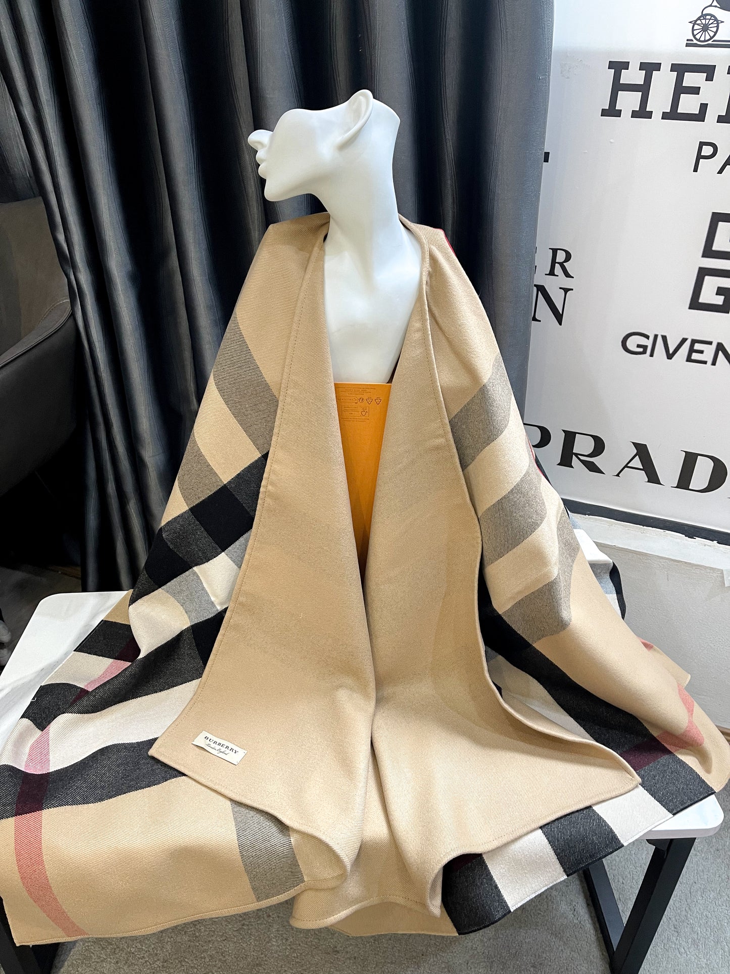 BBR-Robe