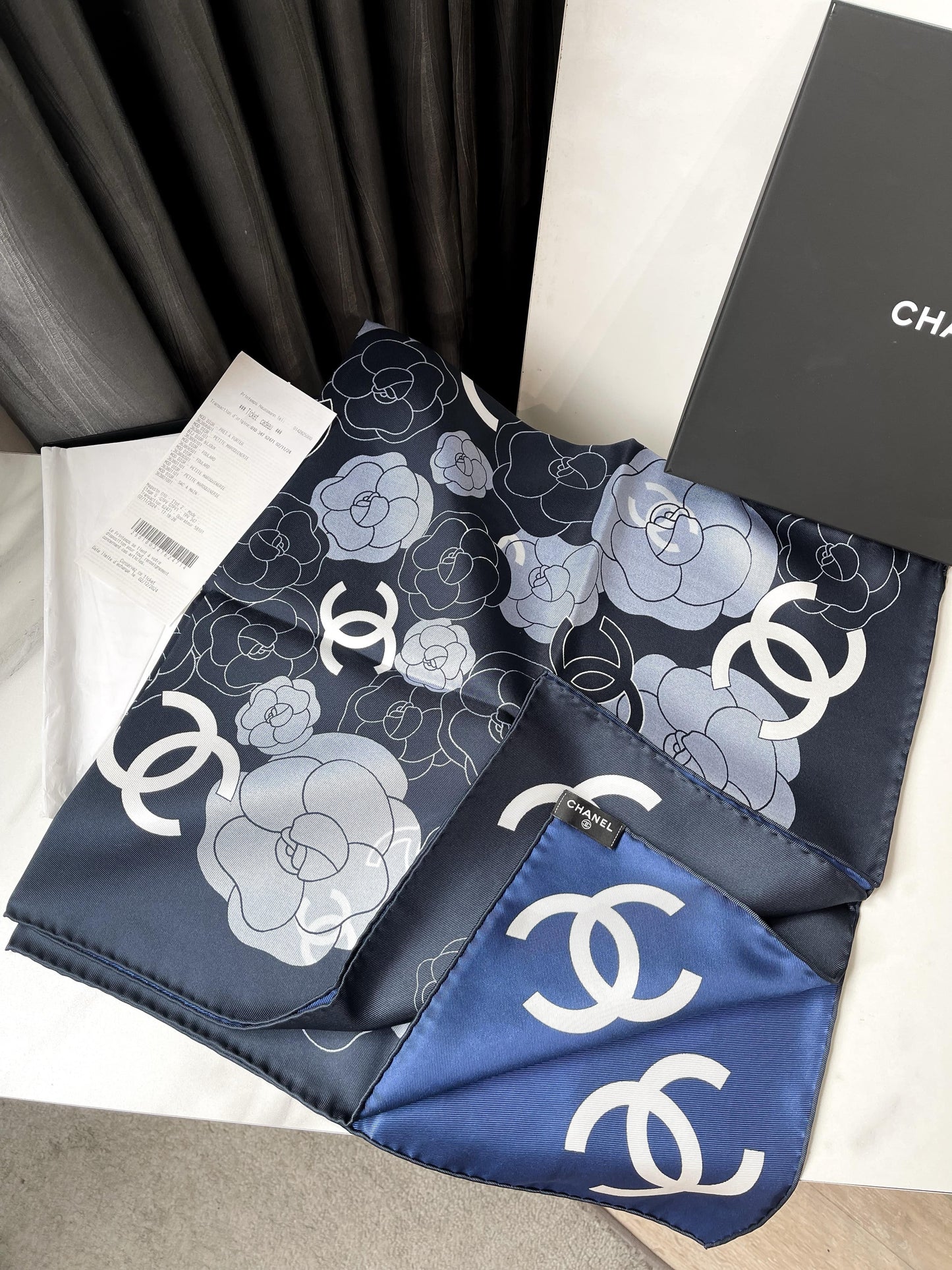 Khăn Chanel New