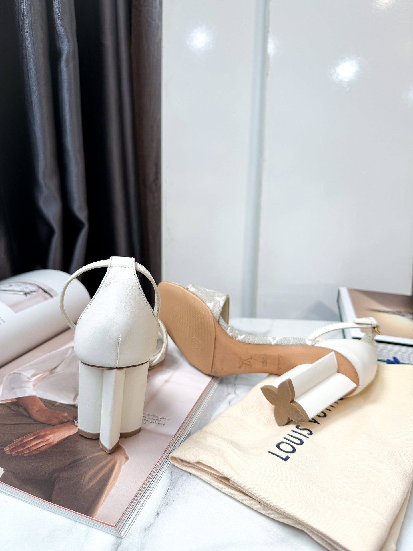 Sandal LV Begie Size 36.5