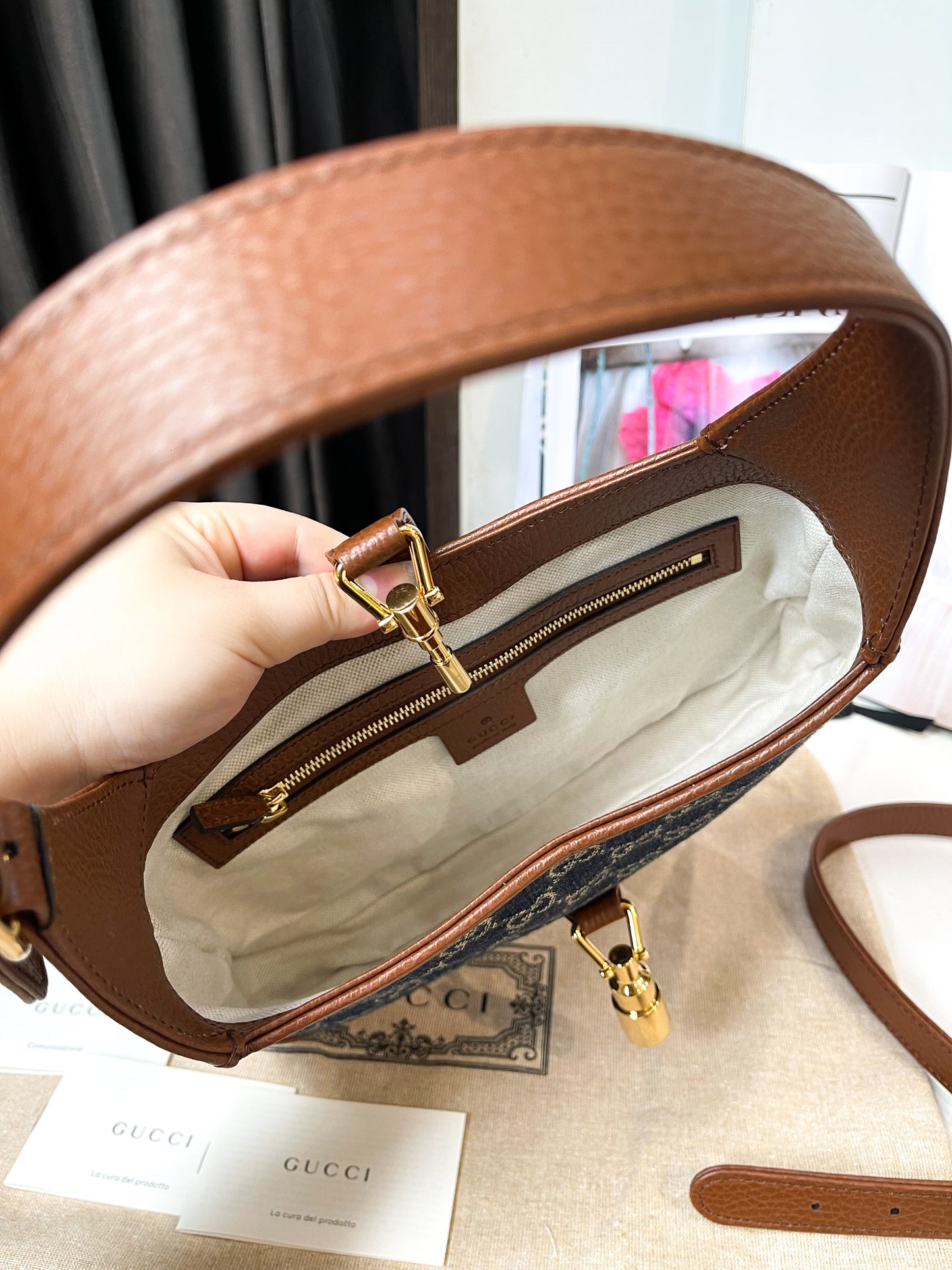 Gucci Jackie New Size Small