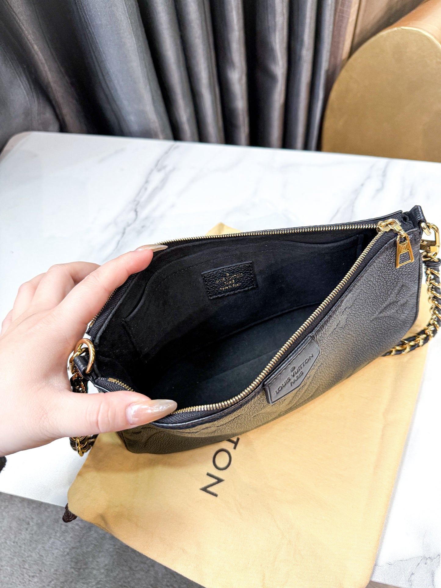 A LV Da Bê Trong Set Multi Pochette