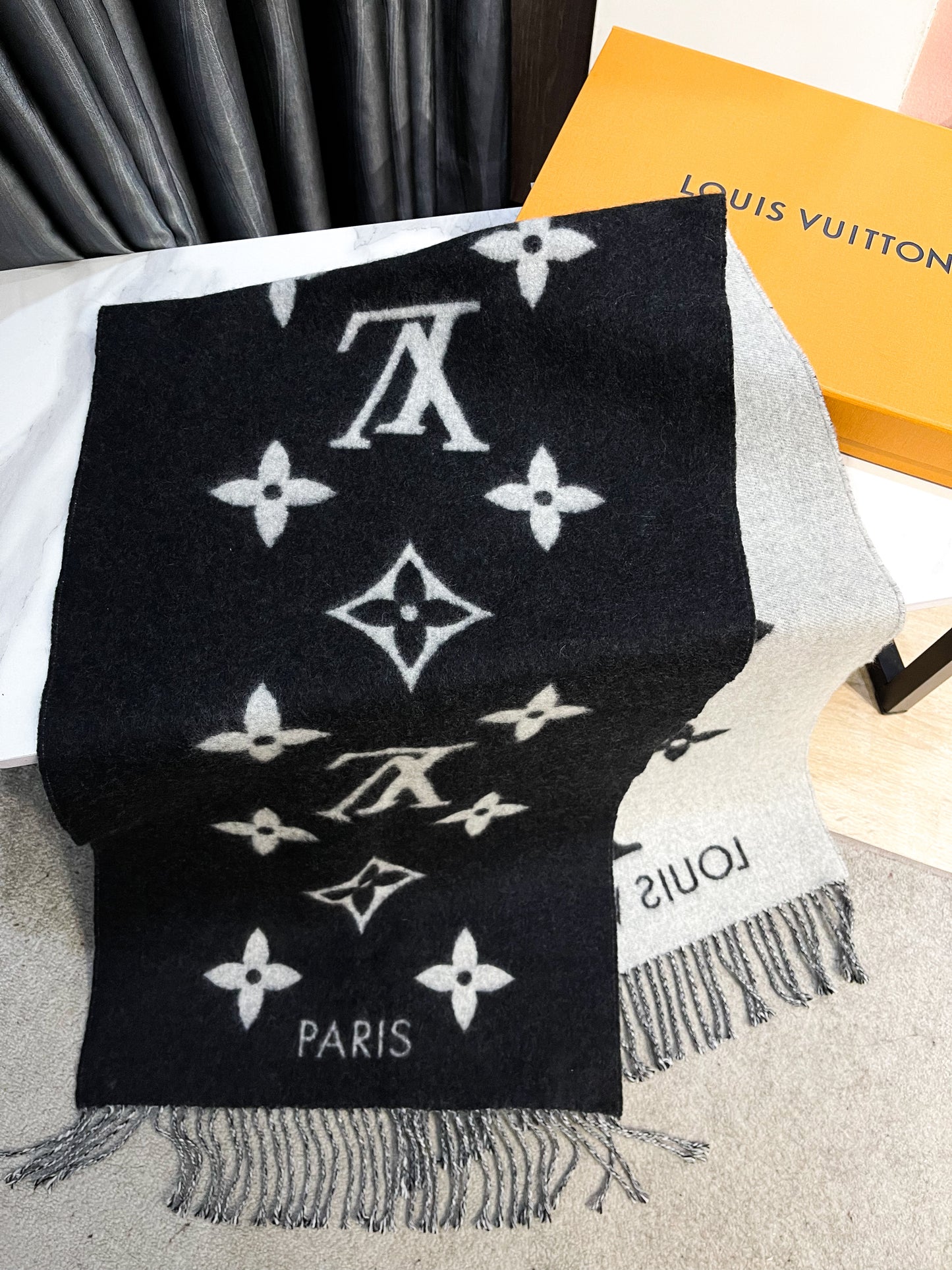 Khăn LV Cashmere