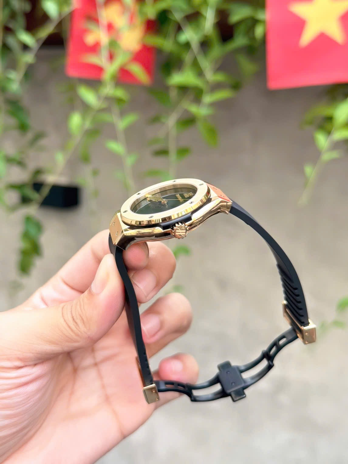 Đồng Hồ Hublot Classic Fusion 38mm Yellow Gold