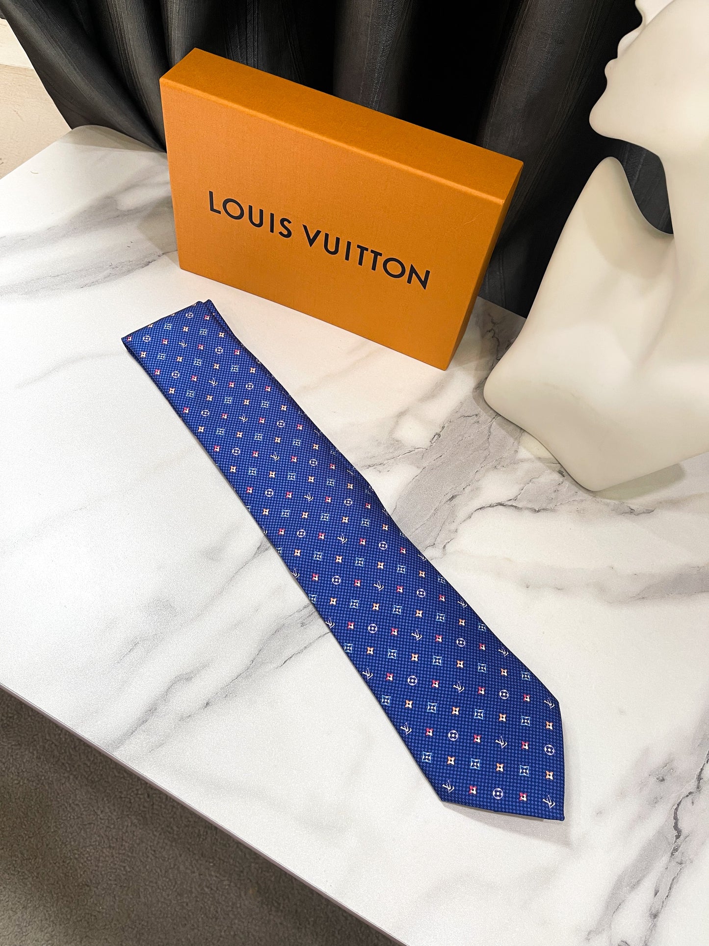 LV Blue Tie Logo