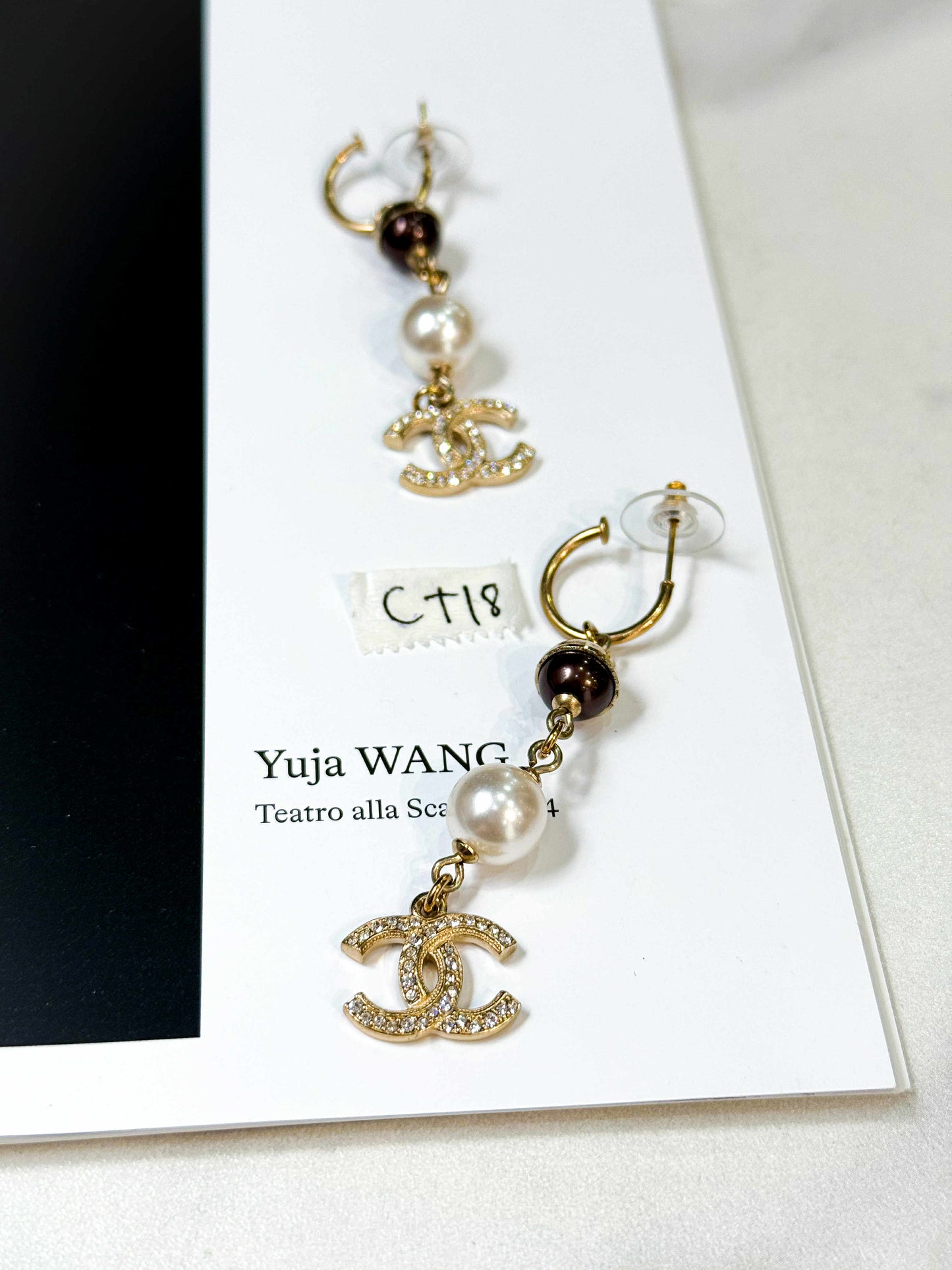 Khuyên Tai Chanel CT18
