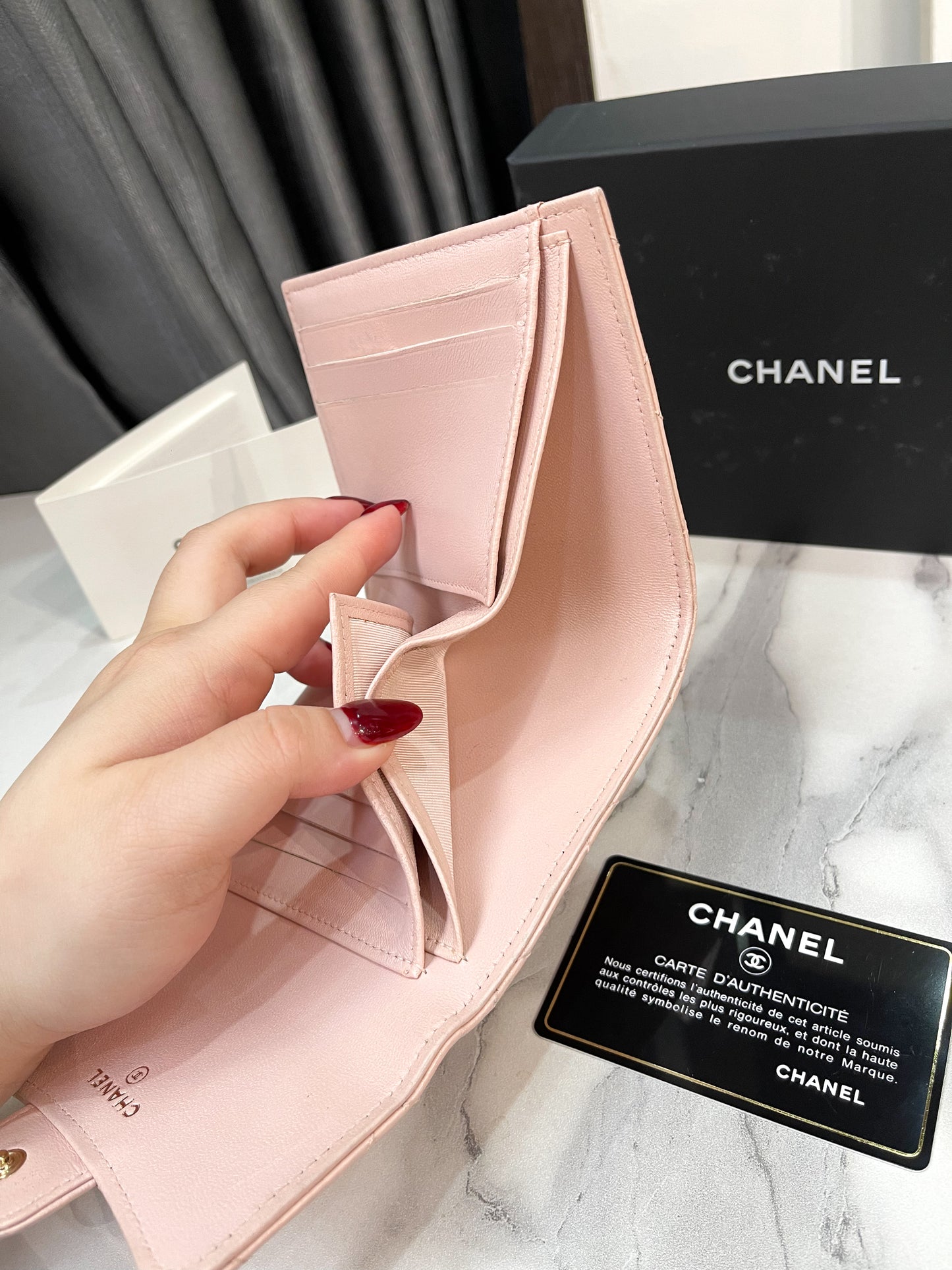 Ví Gấp Chanel Hồng