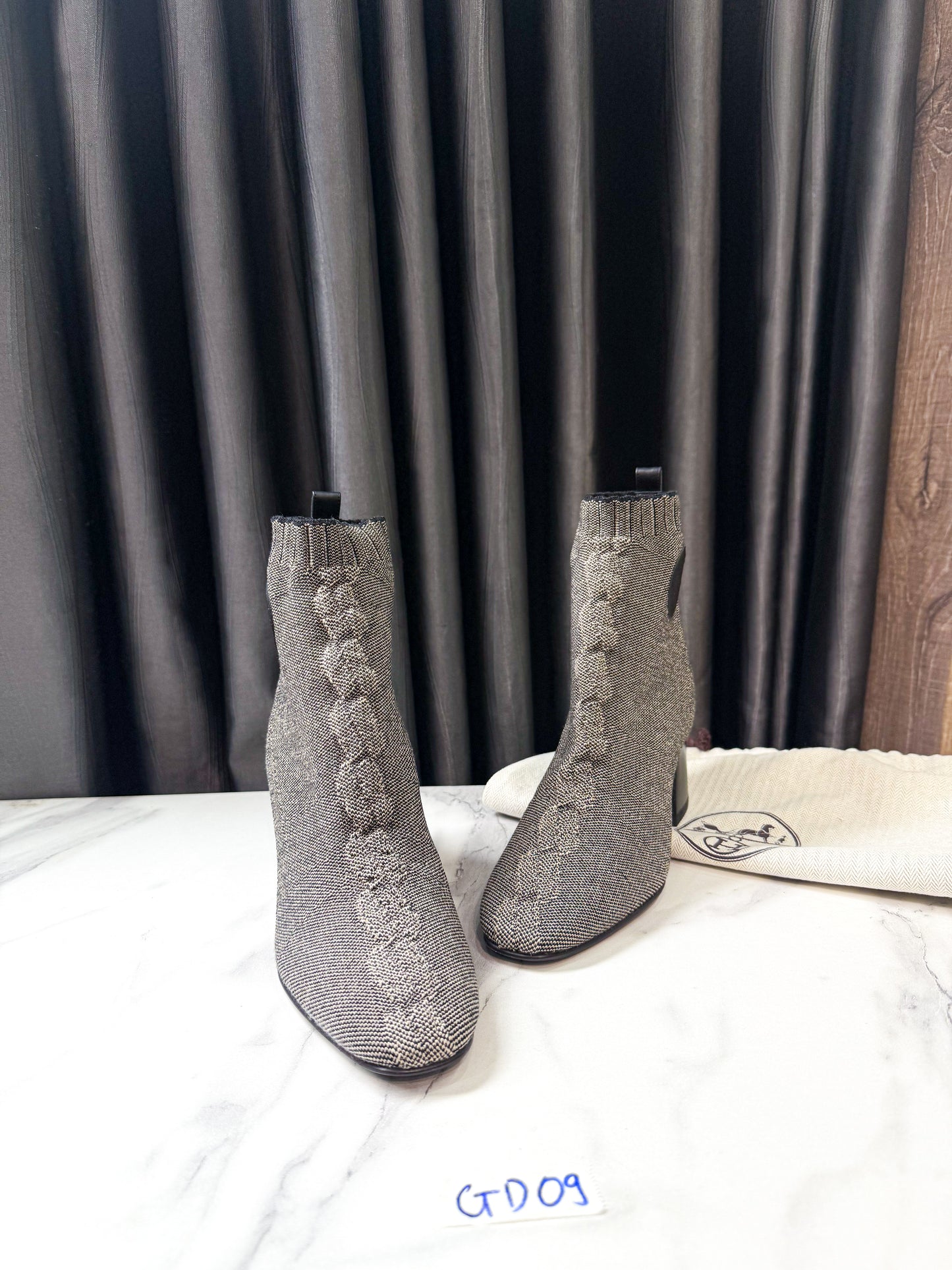 Boot Len Hermes Size 35