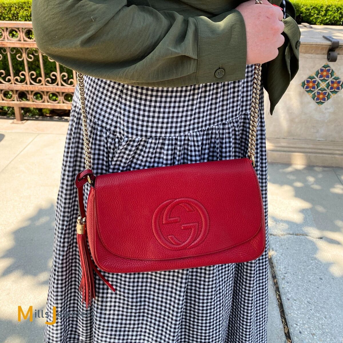 Gucci Đỏ