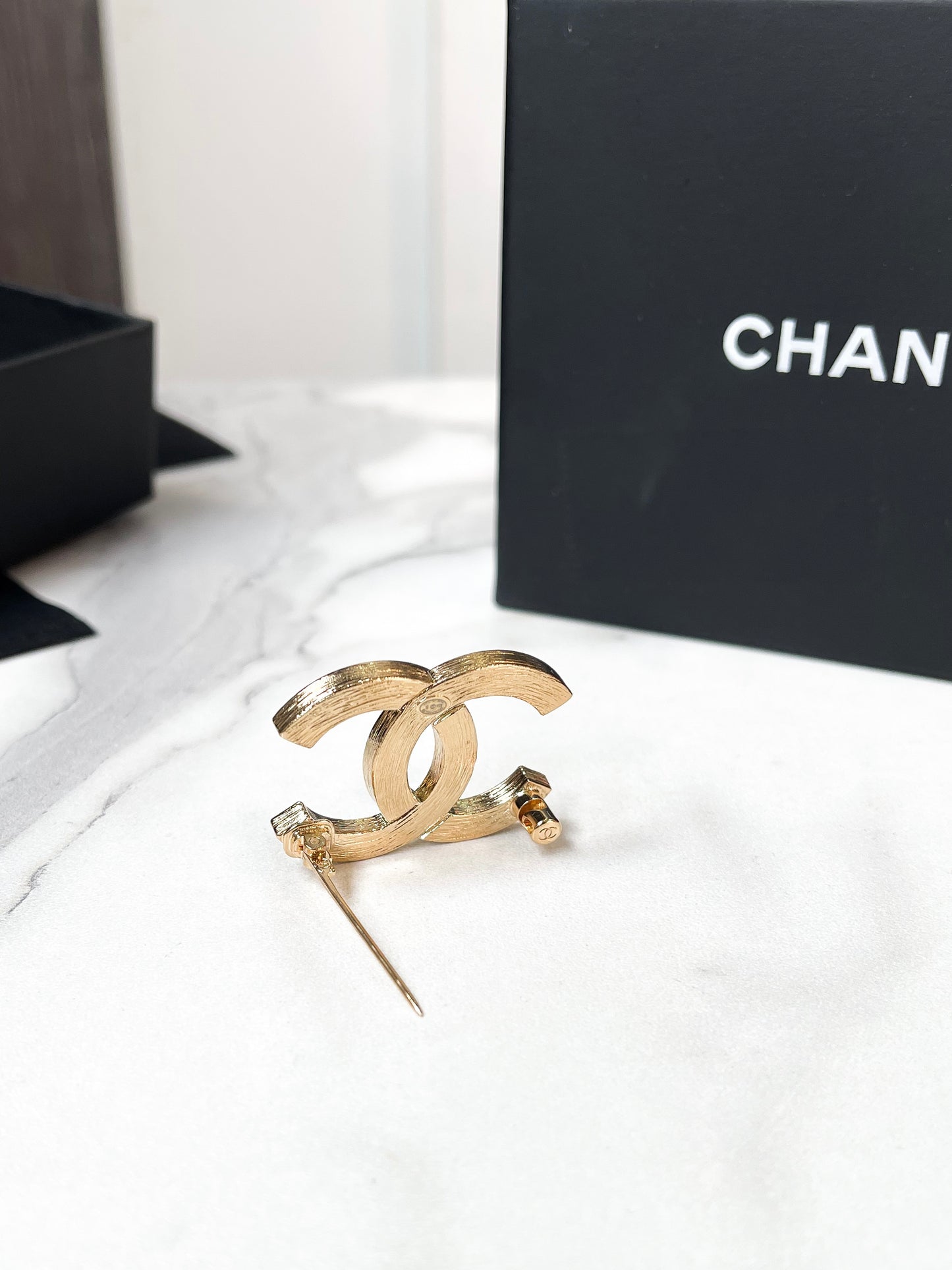 Cài Áo Chanel New Size Nhỏ