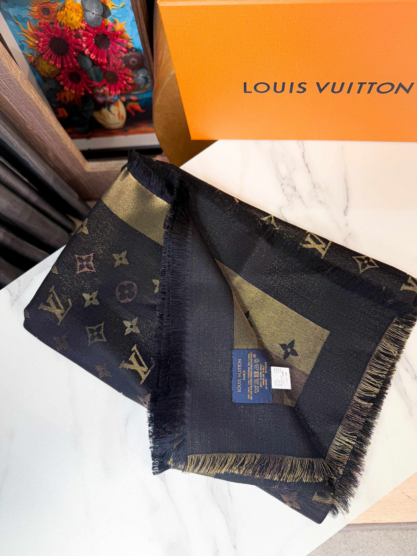 Khăn LV Ánh Kim Kẻ 30/4