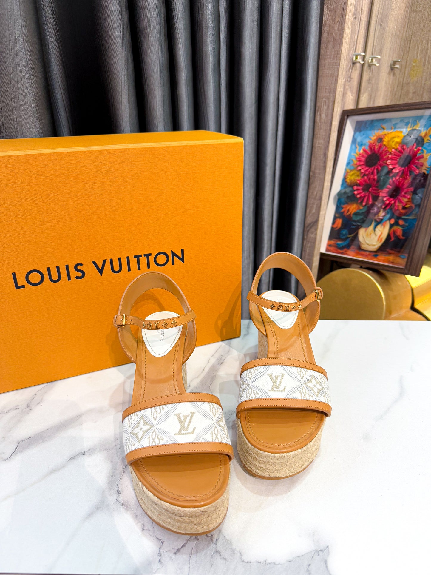 Xuồng LV Size 38.5