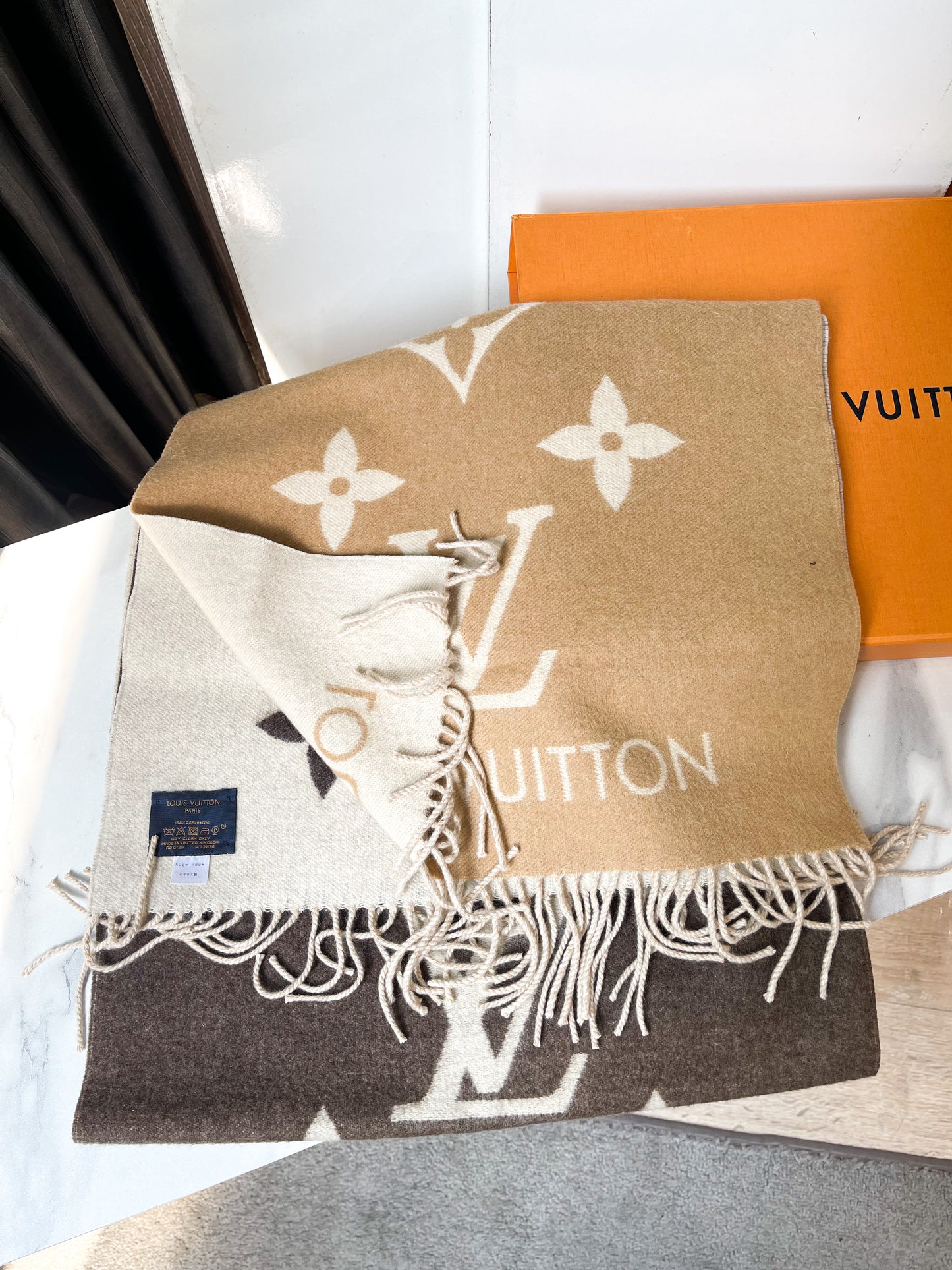 Khăn LV Cashmere Omber