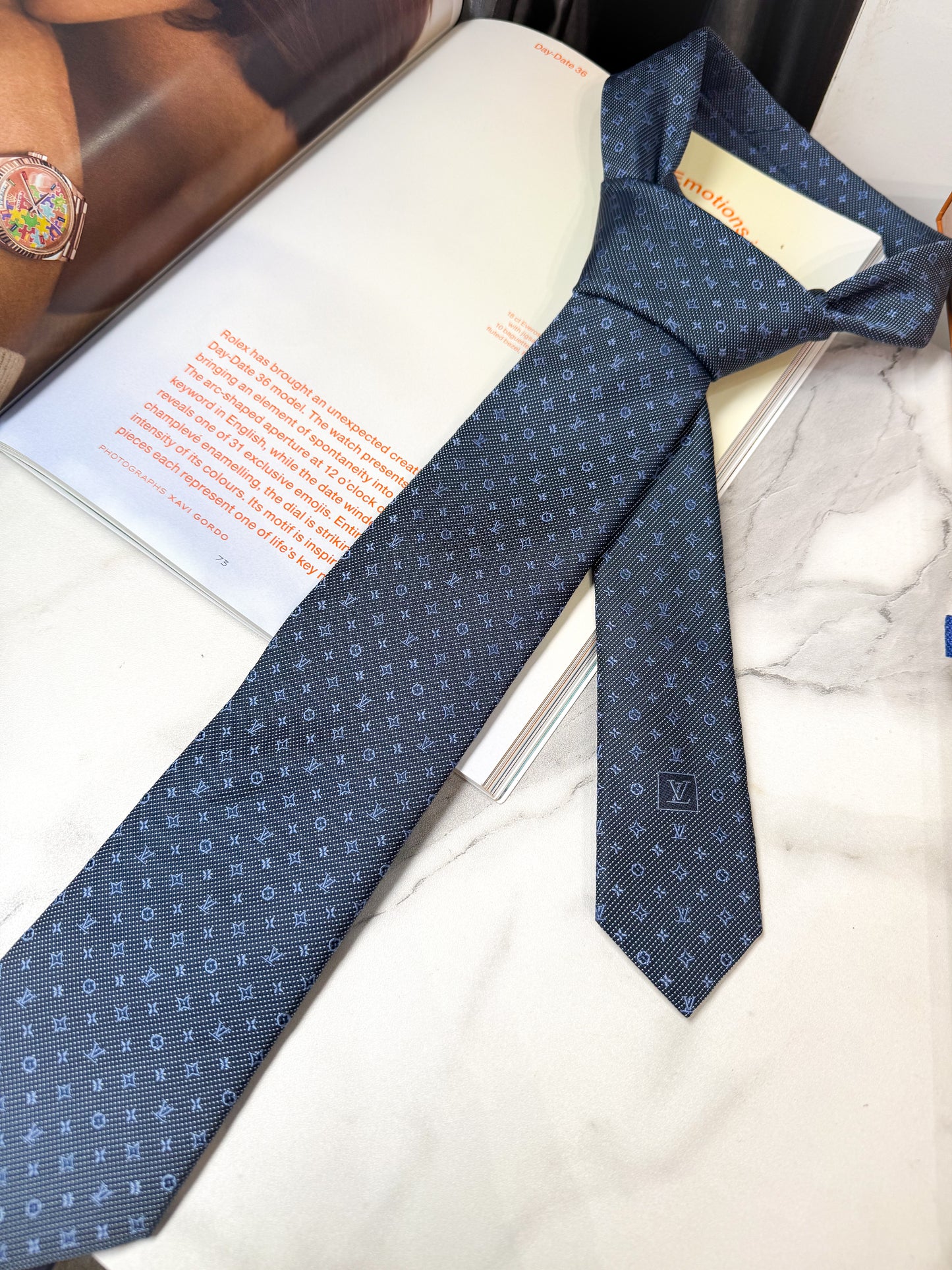 Cà Vạt LV New 18