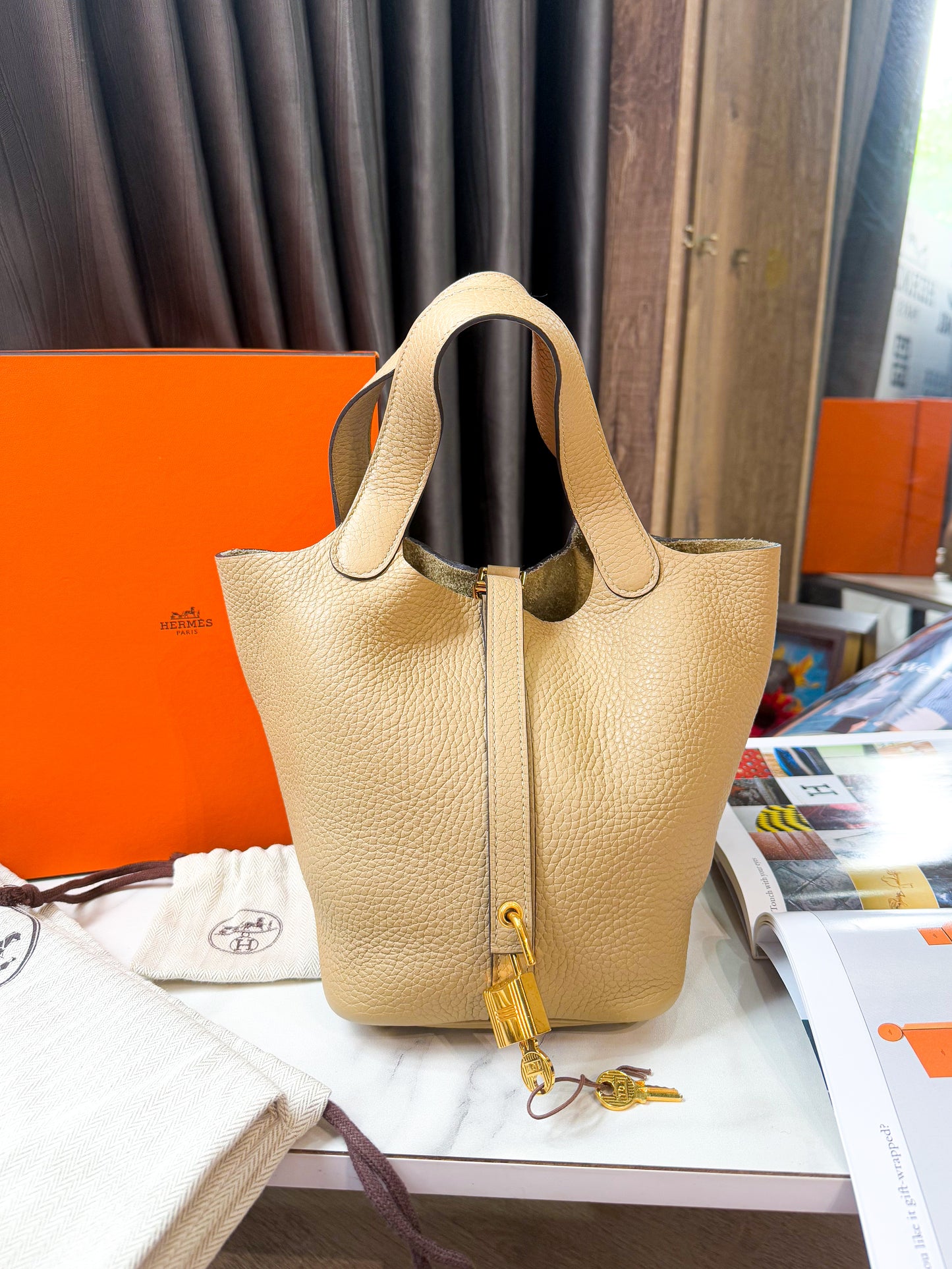 Hermes P18