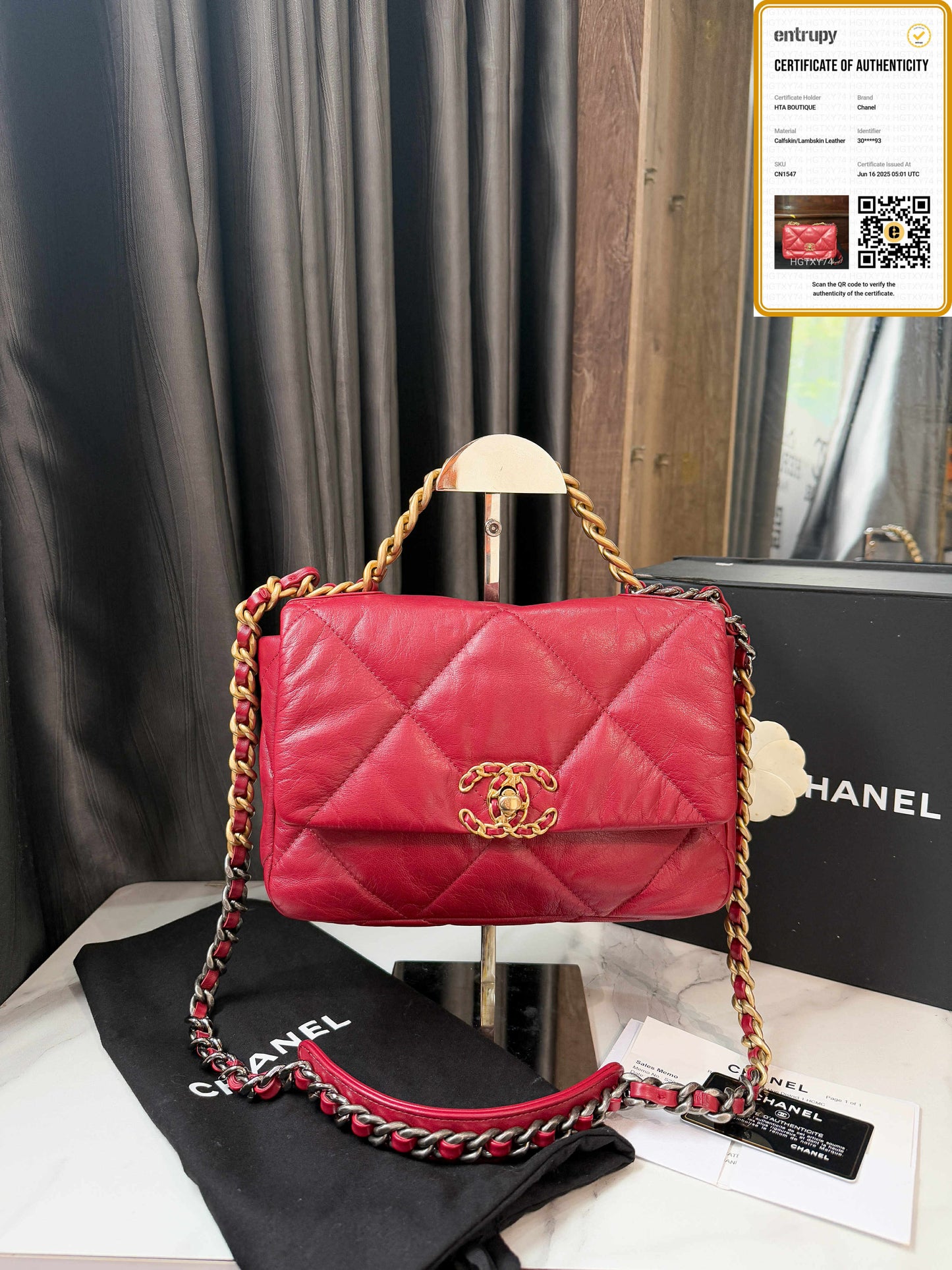 A A Chanel C22 Đỏ