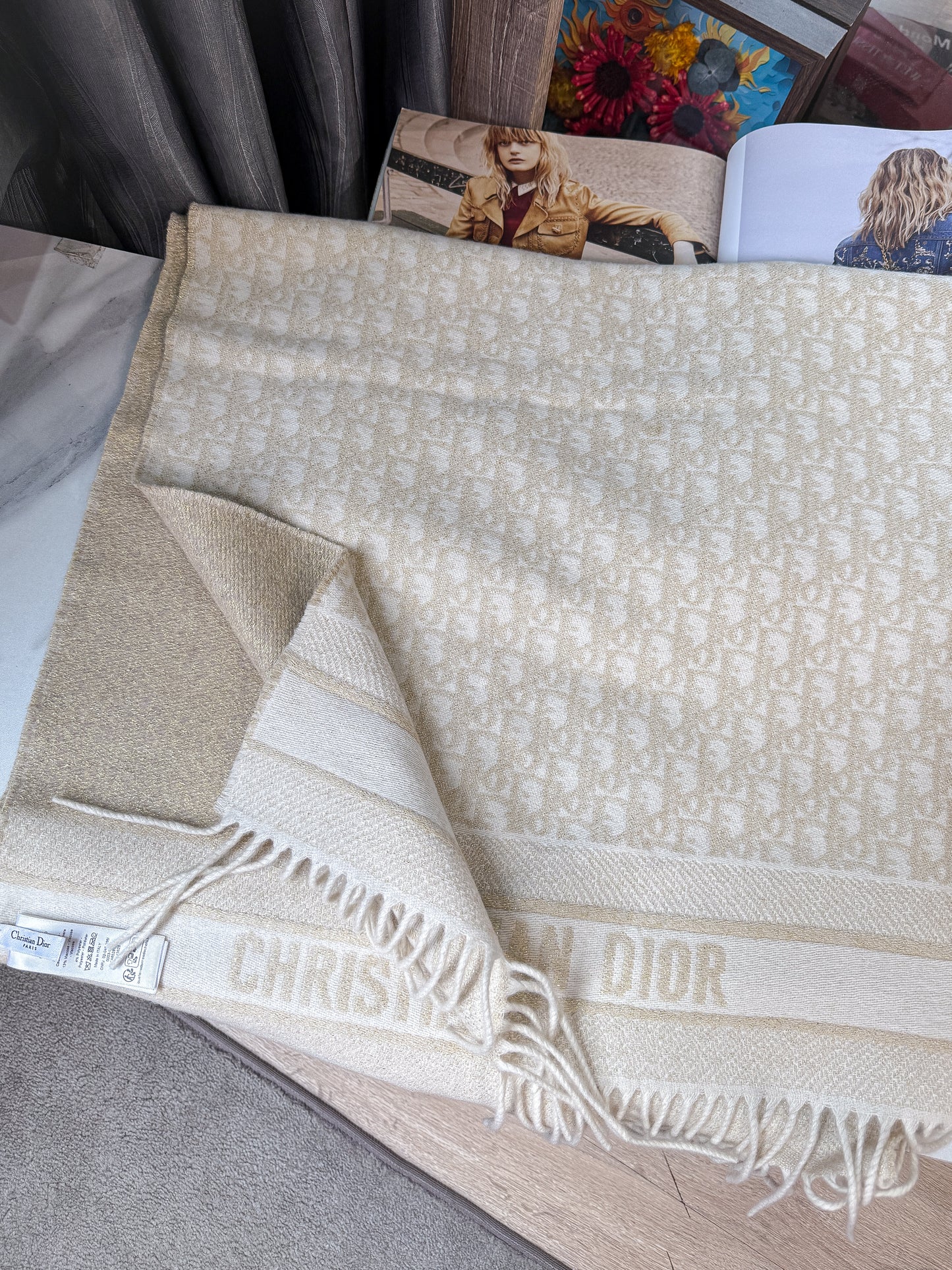 Khăn Dior Cashmere Ánh Kim 10/6