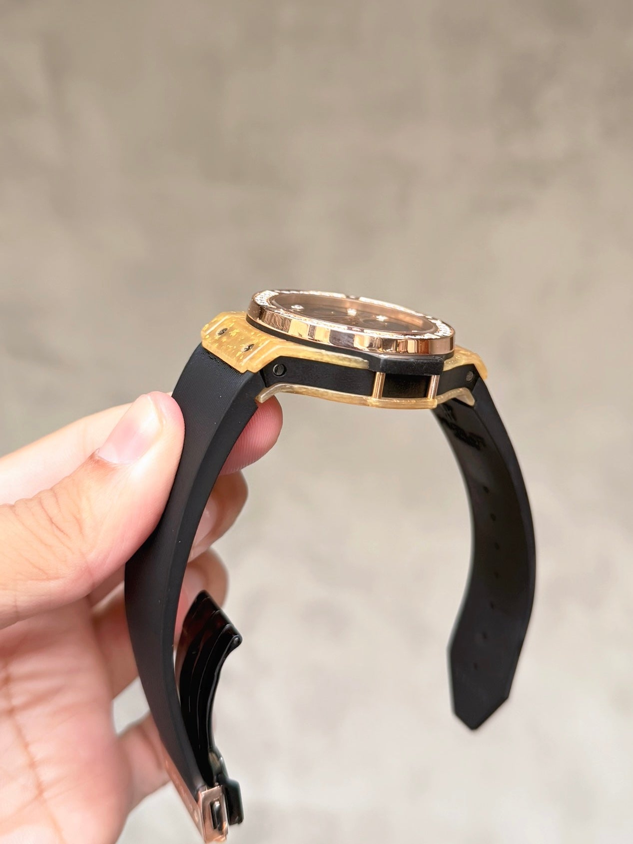 Đồng Hồ Hublot Bigbang 41mm Linen Gold Limited 200pcs