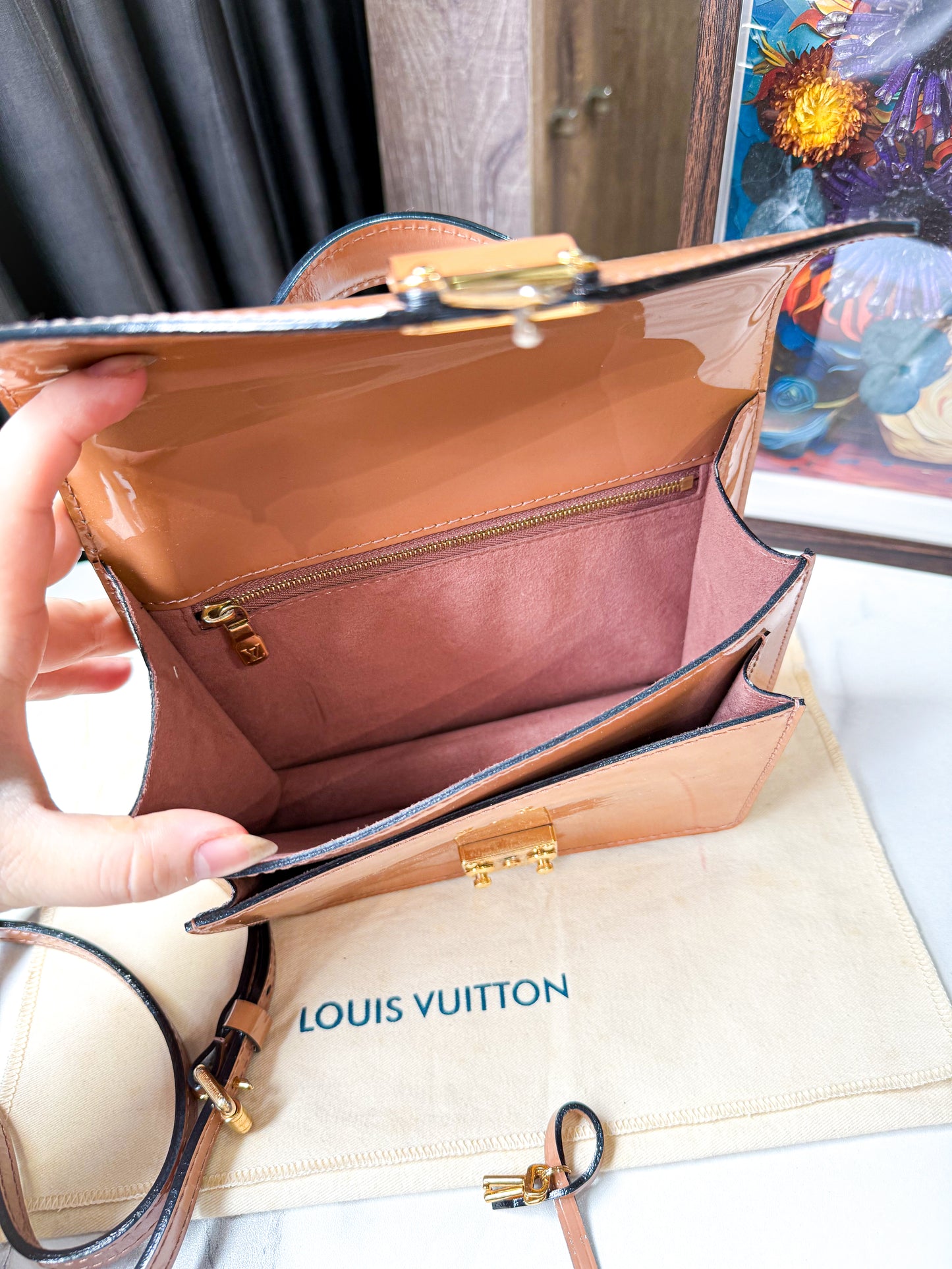 A LV Monceau Vernis BB