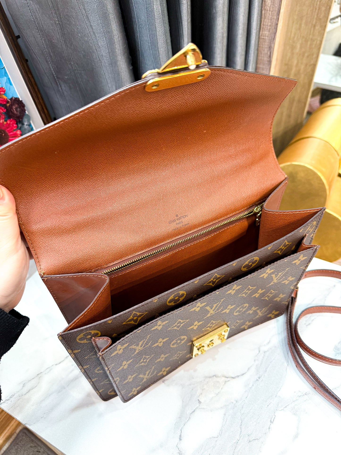 A LV Monceau