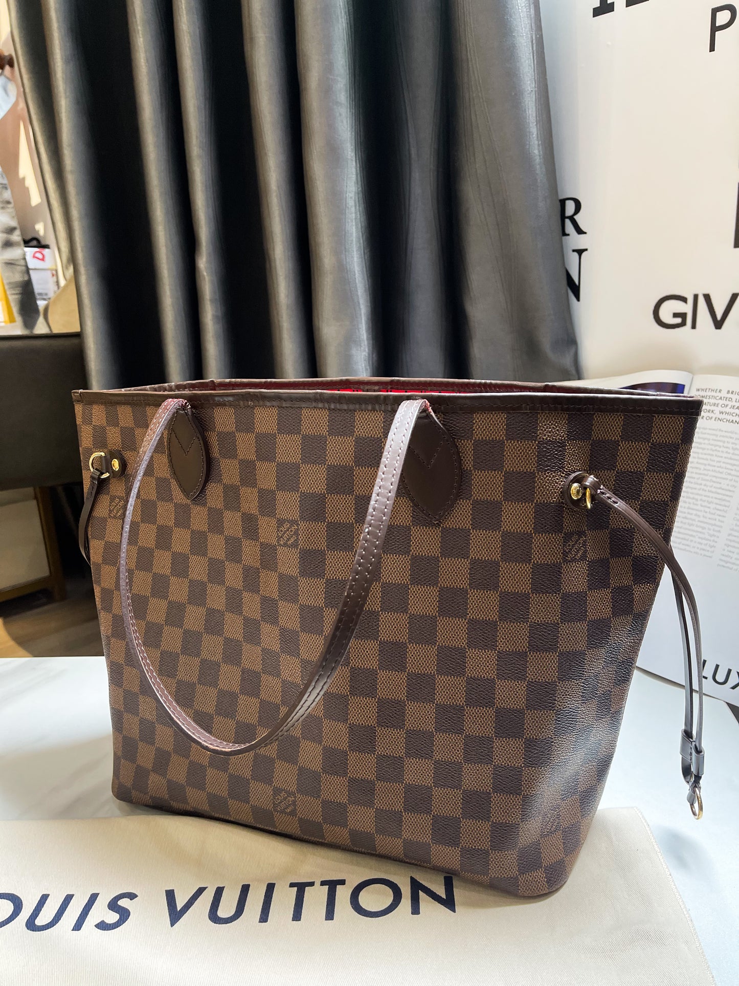 LV NVF Damier MM