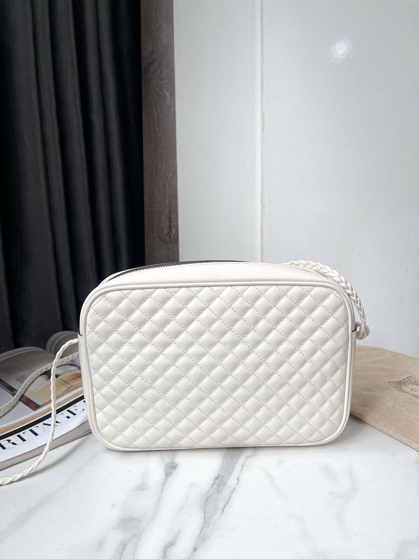 Gucci Crossbody Trắng