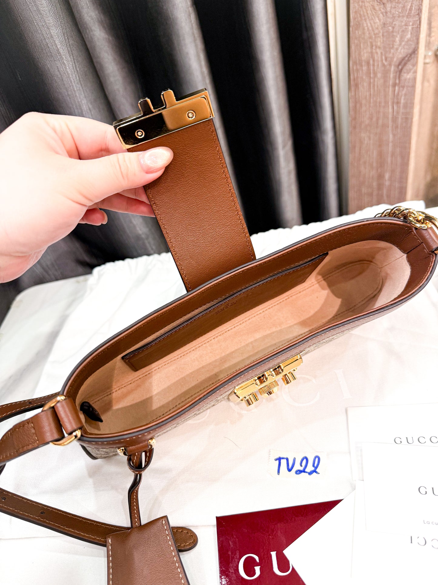A A Gucci Padlock Shouder New TV22