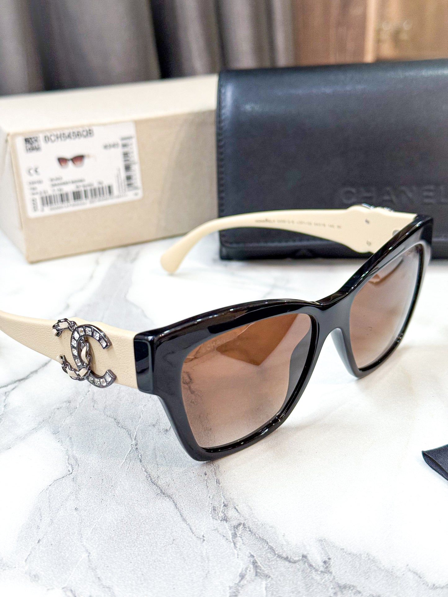 Kính Chanel Used