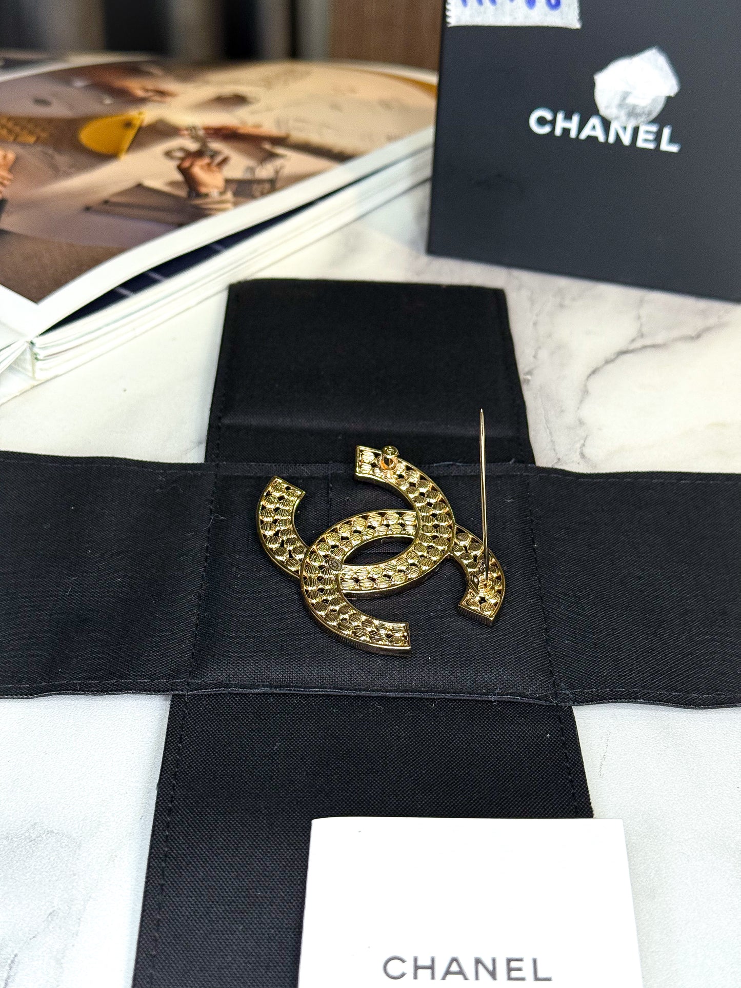 Cài Áo Chanel New HN88