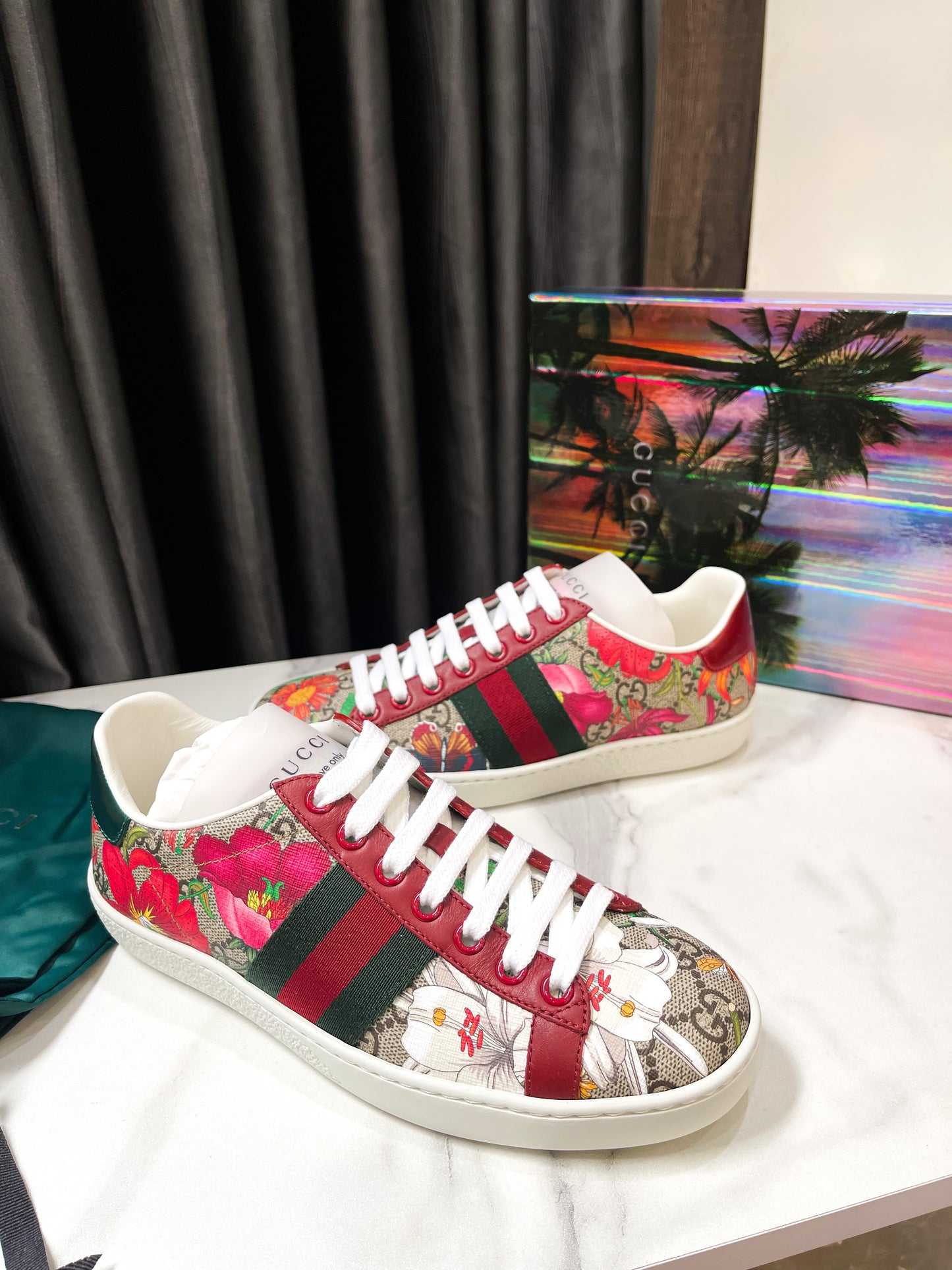 Gucci Shoes with Flowers