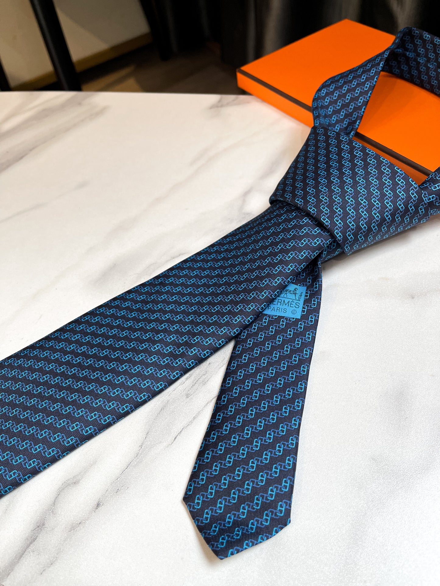 Cà Vạt Hermes New