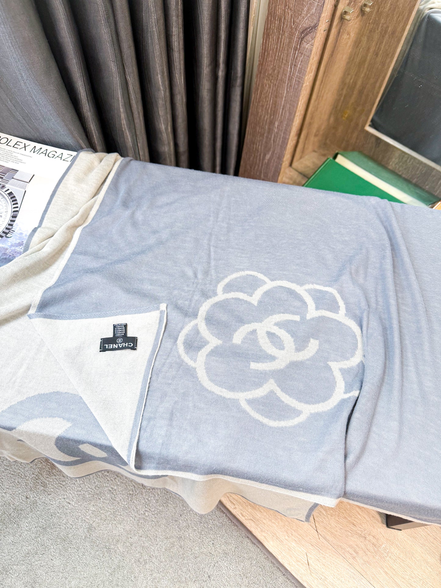 Khăn Chanel Hoa Trà Used KH99 8/1