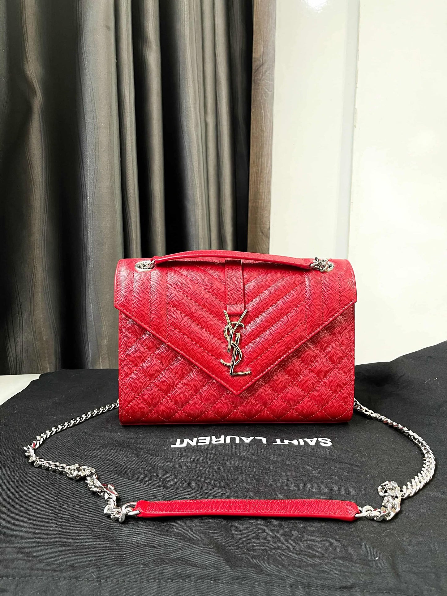 A YSL Bag Đỏ New