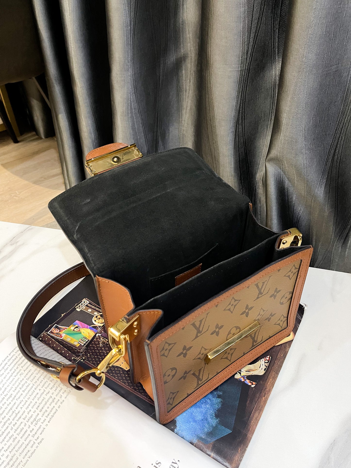 Dauphine Mini LV Mono