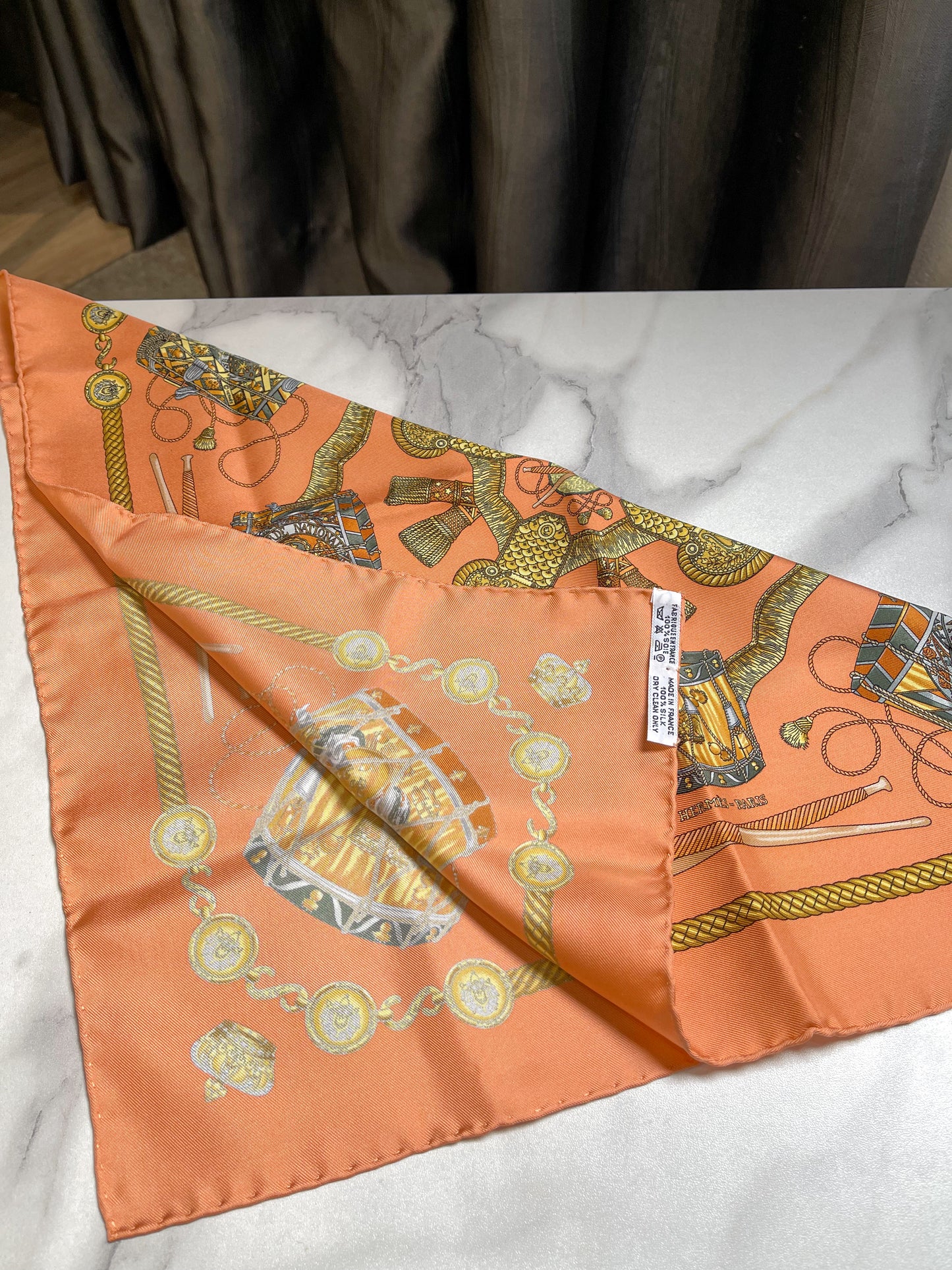 Khăn Lụa Hermes Khổ Nhỏ