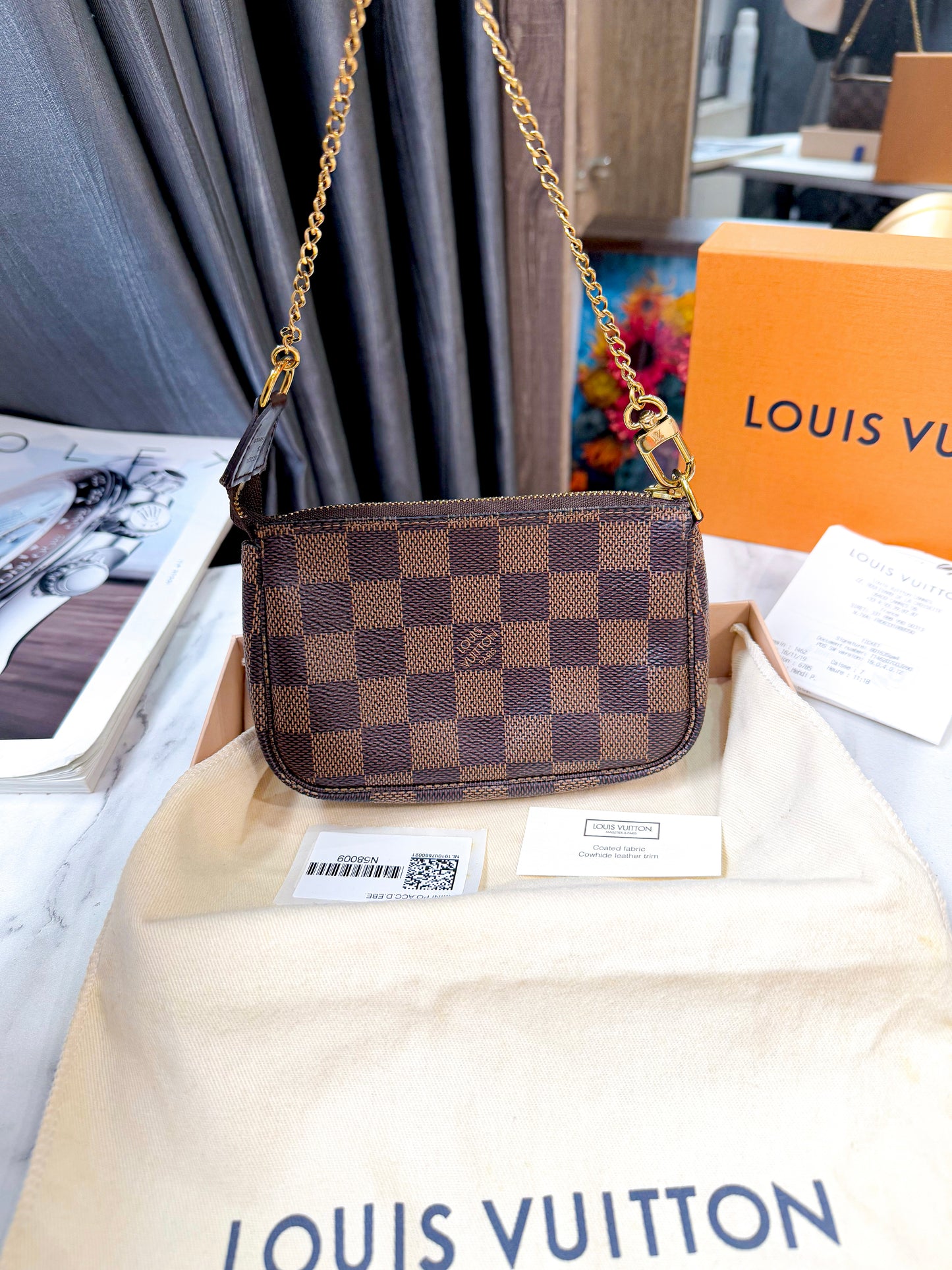 LV Pochette Mini Damier