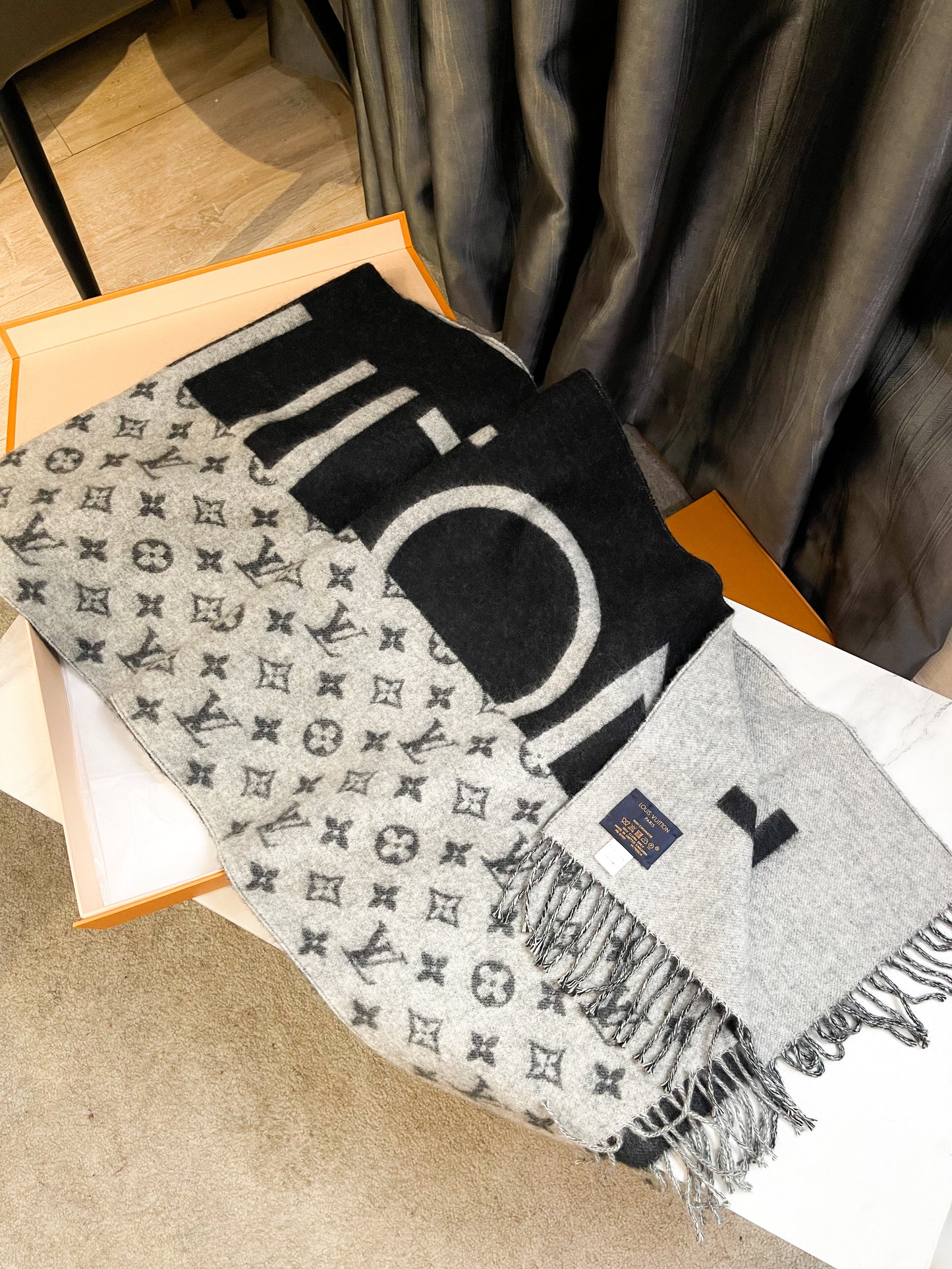 LV Cashmere scarf