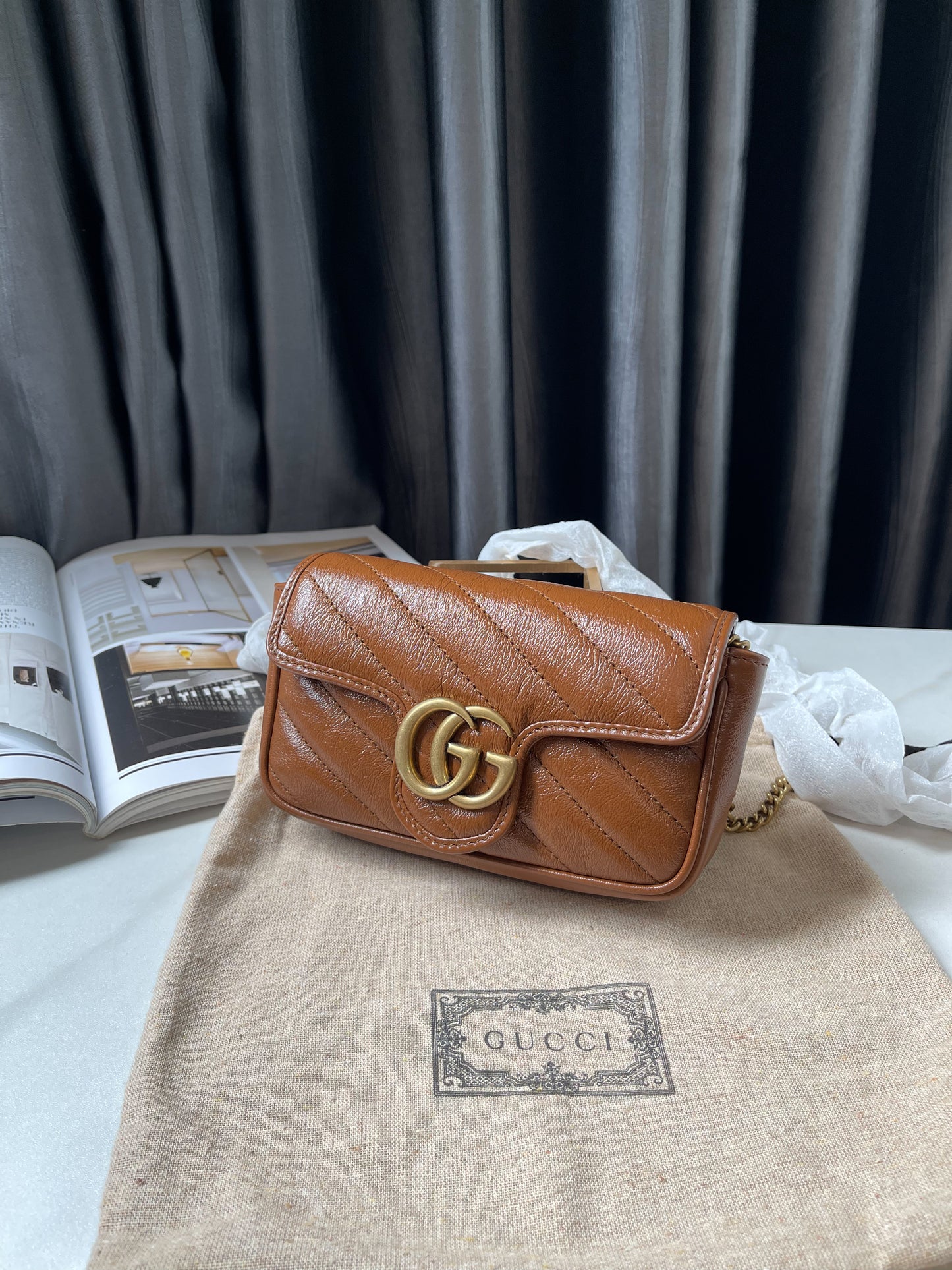 A Gucci Marmont 17 New