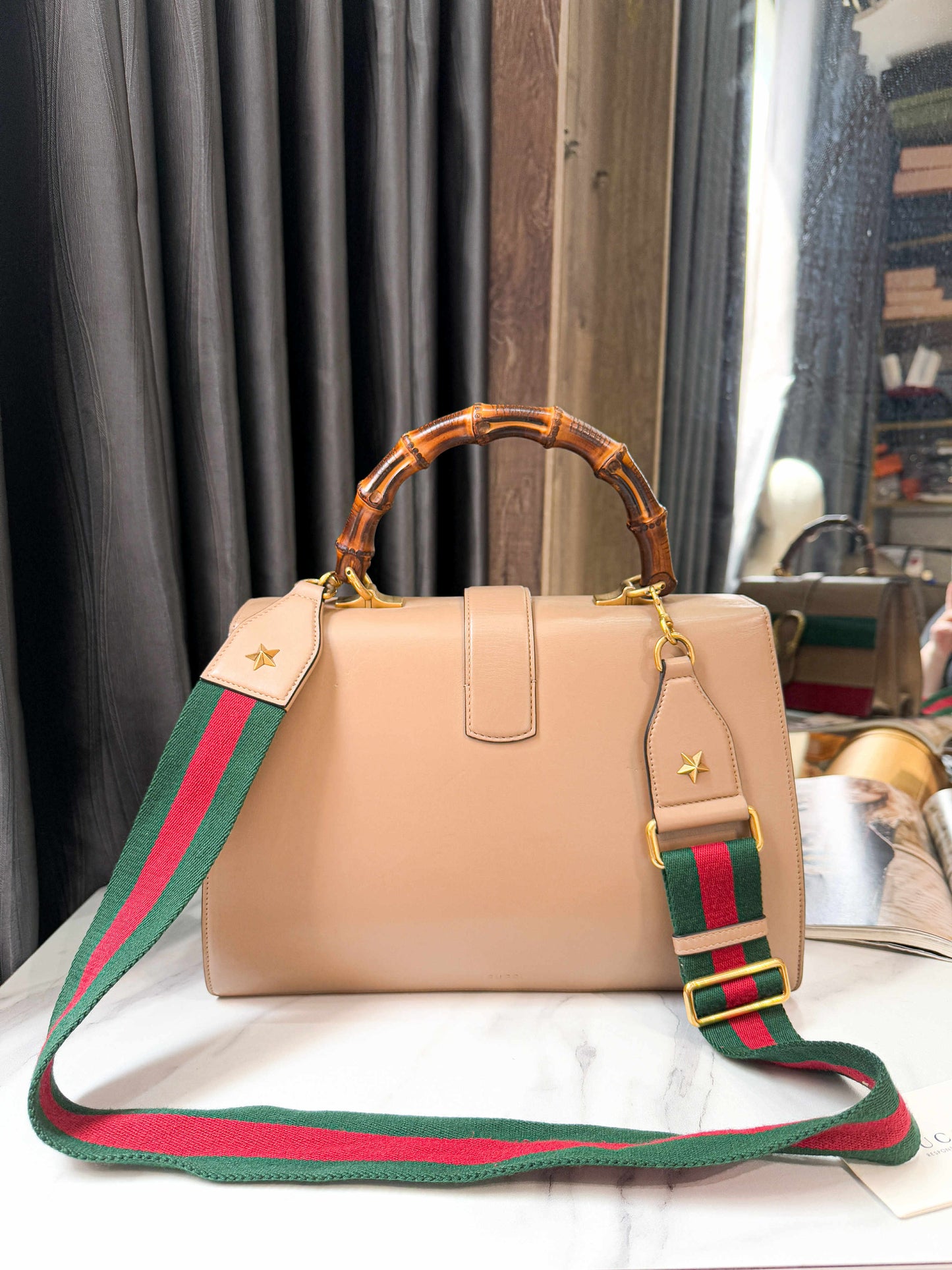 A Gucci Dionysus Kẻ Xanh Đỏ