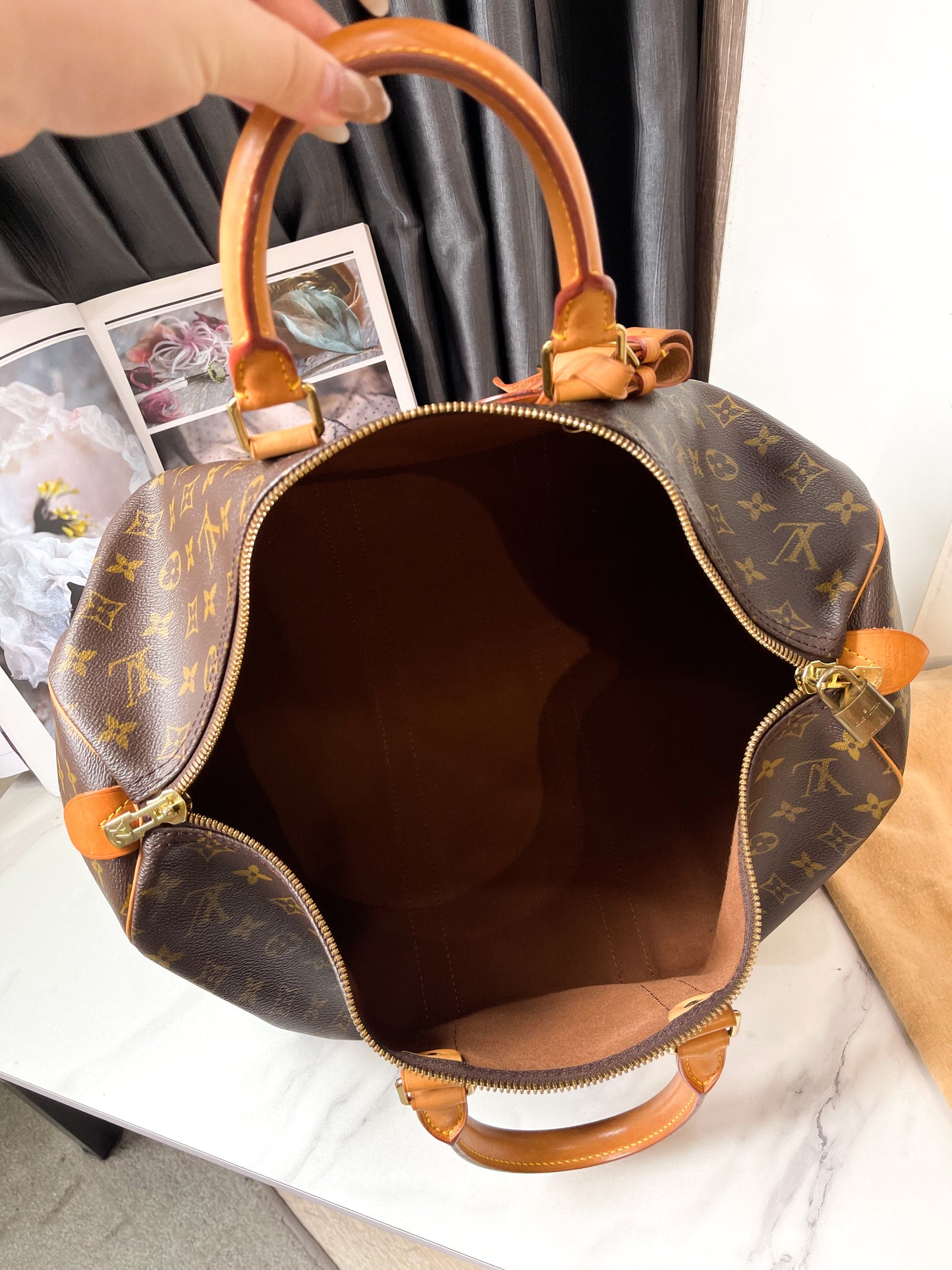 LV Keepall 45